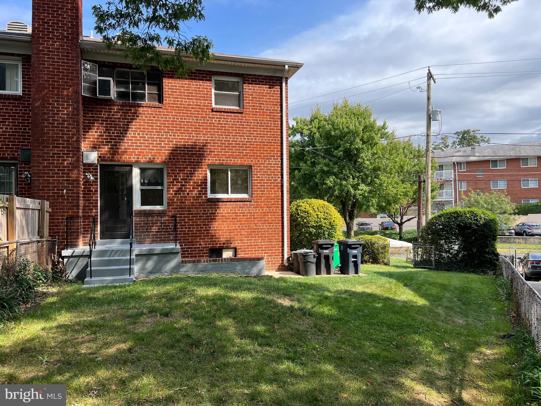 MARLOW HEIGHTS - Residential