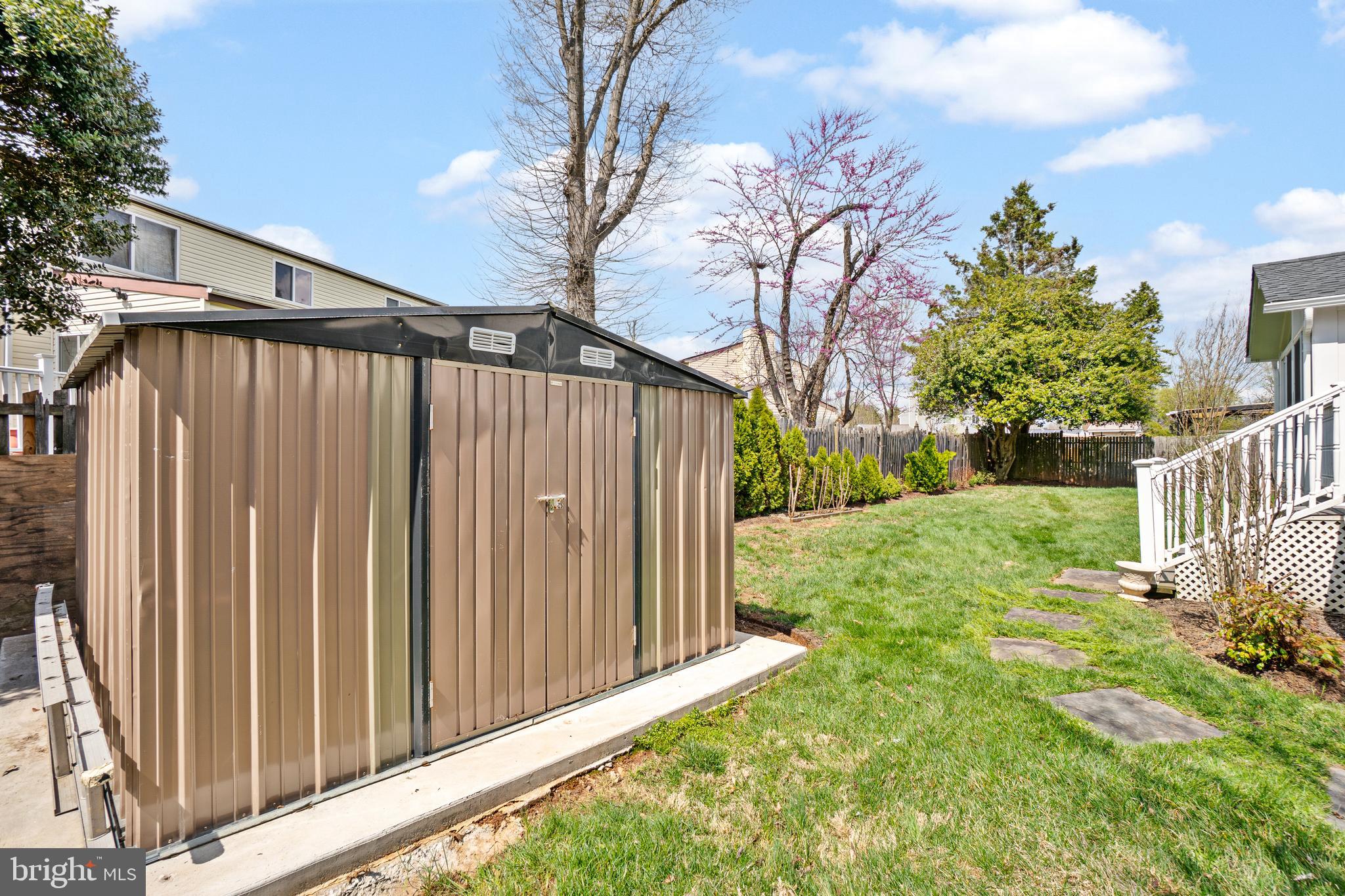 MILL CREEK SOUTH - Residential