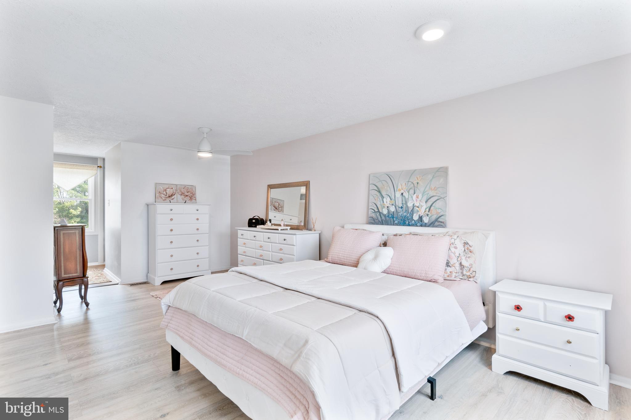 MILL CREEK SOUTH - Residential