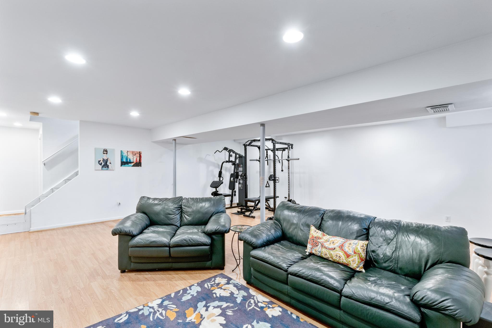 MILL CREEK SOUTH - Residential