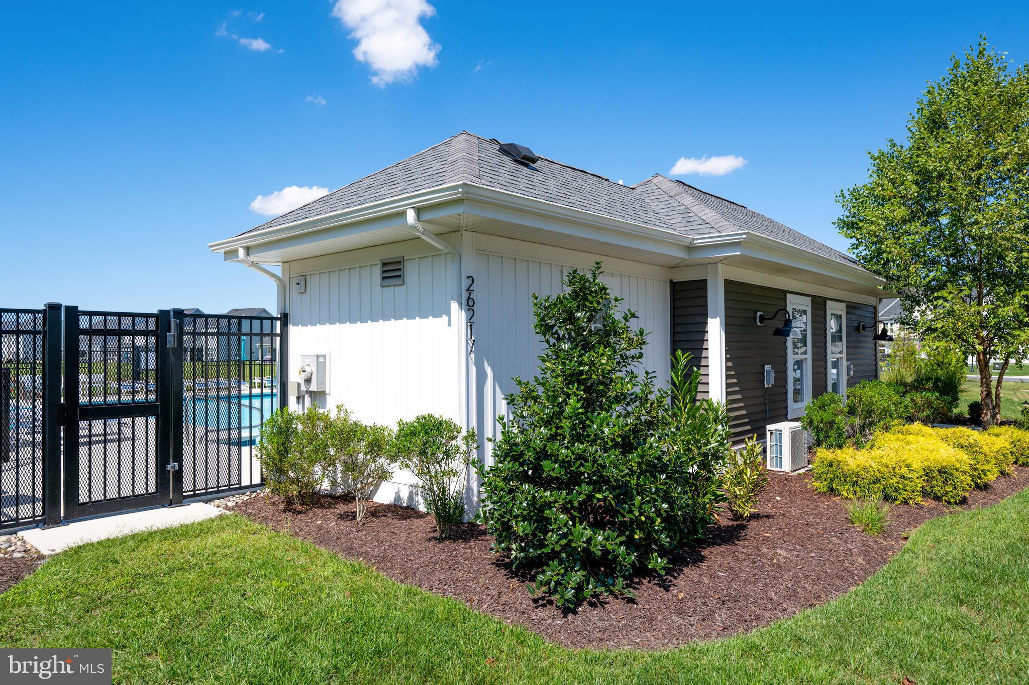 VILLAS AT WALDEN - Residential