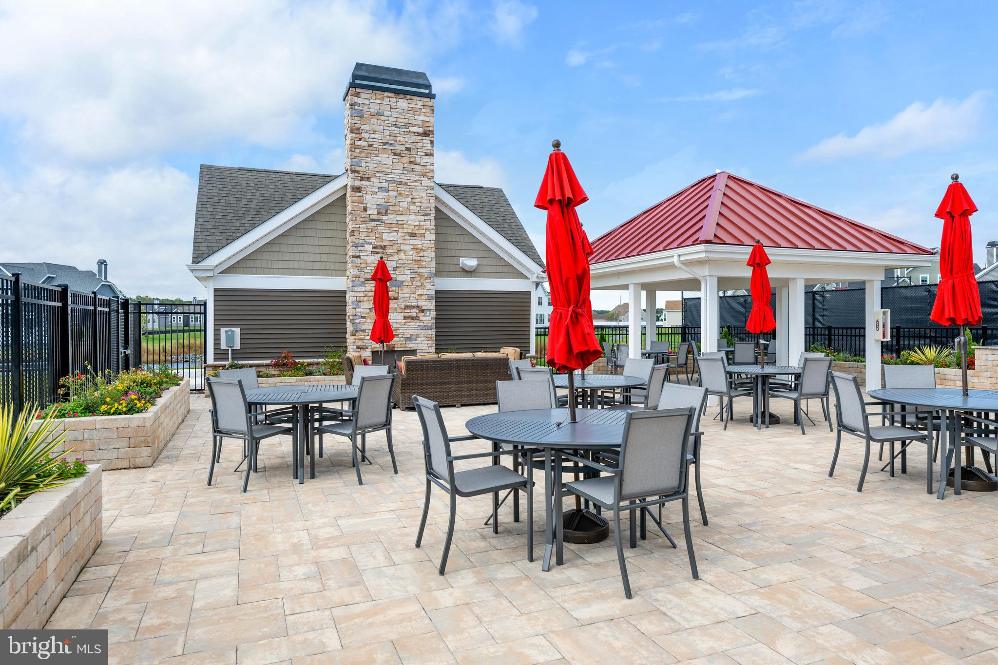 VILLAS AT WALDEN - Residential