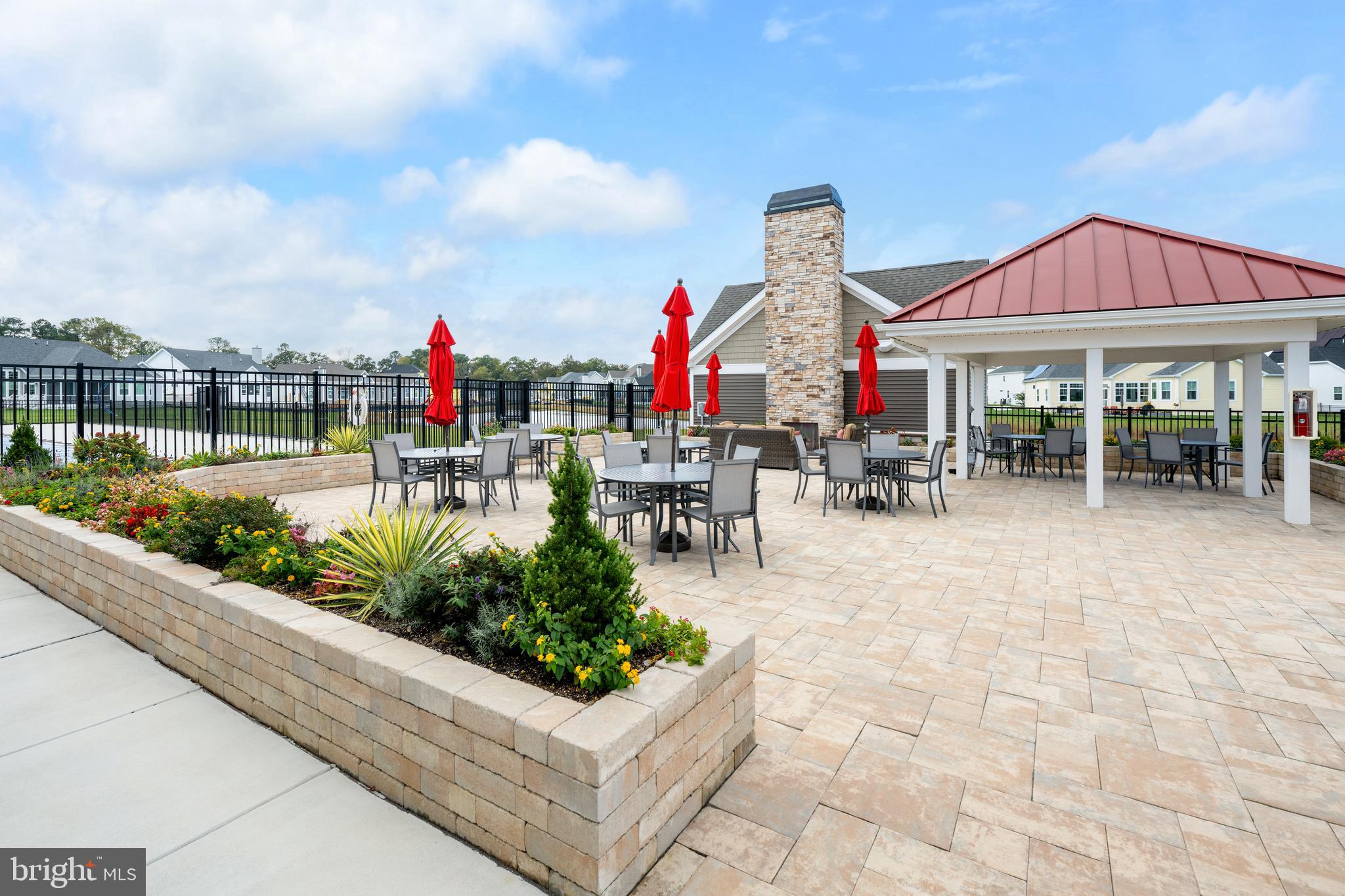 VILLAS AT WALDEN - Residential
