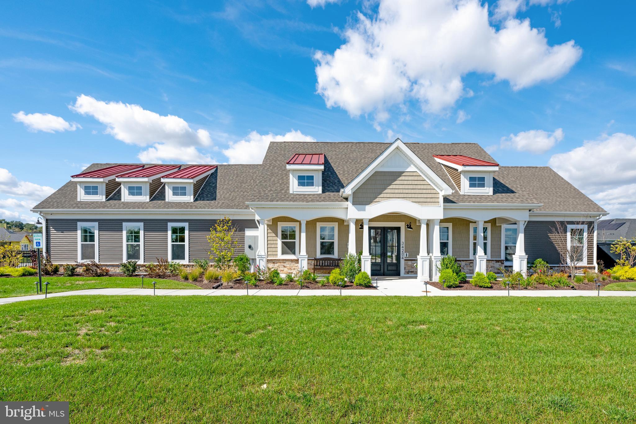 VILLAS AT WALDEN - Residential