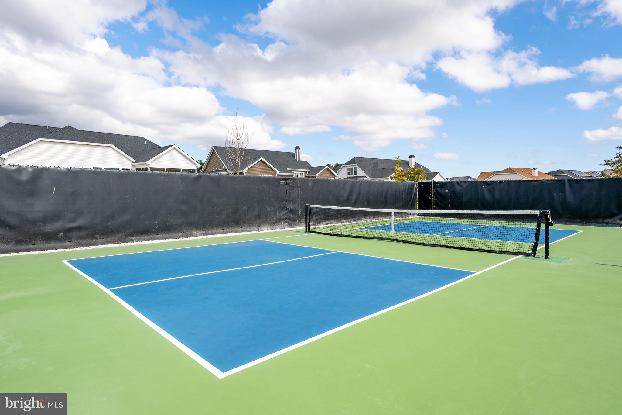 VILLAS AT WALDEN - Residential