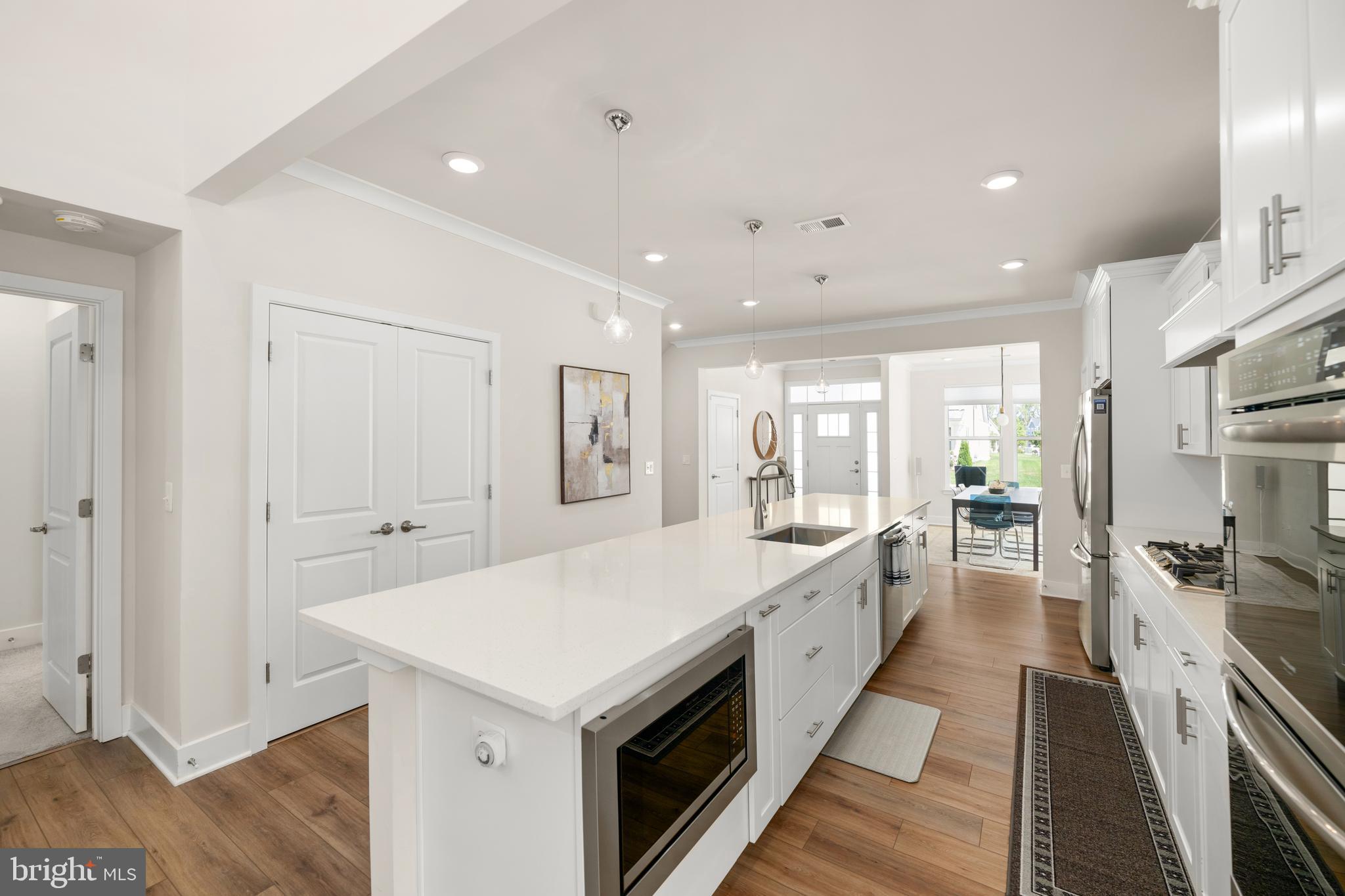 VILLAS AT WALDEN - Residential