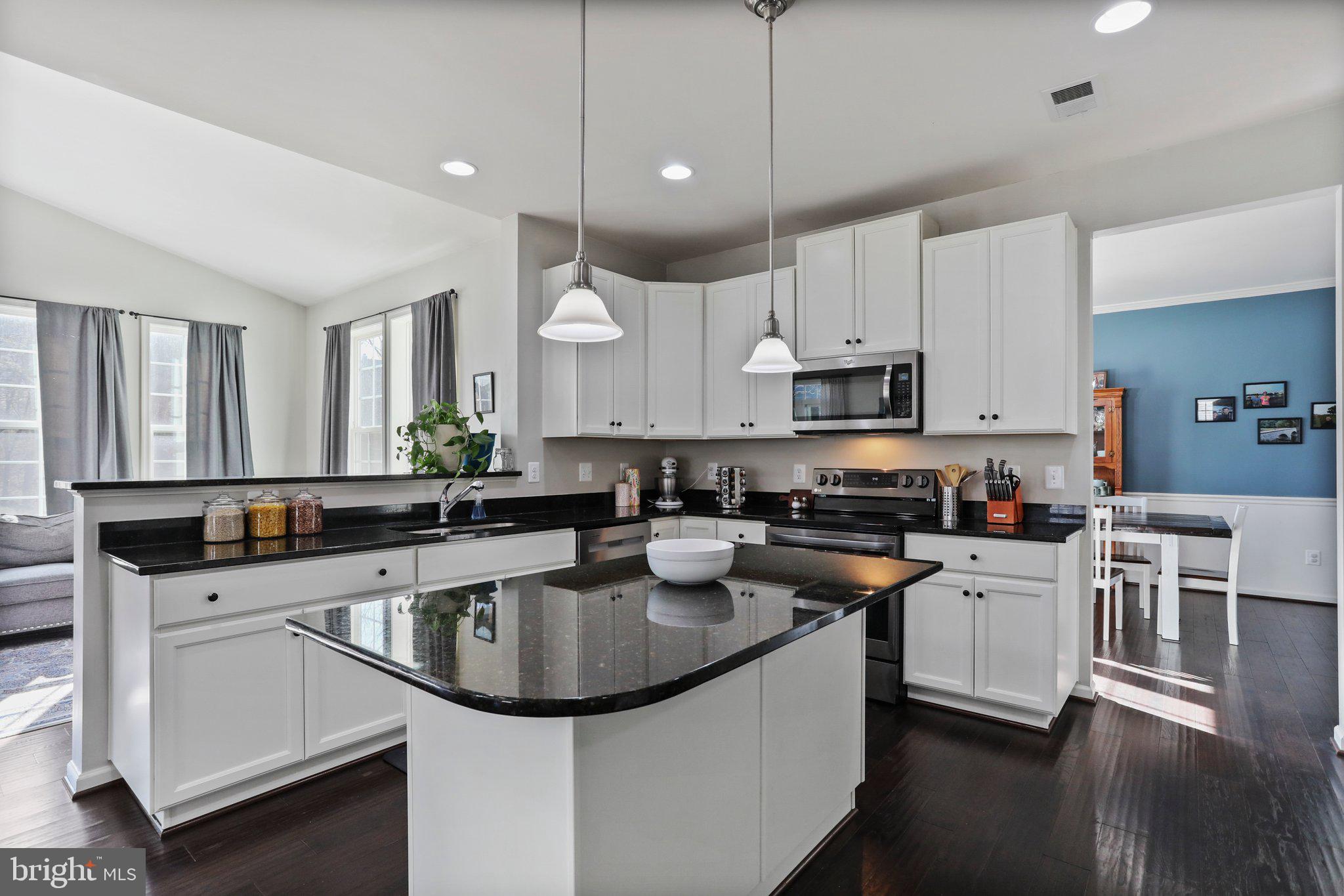 SHERIDAN ESTATES - Residential