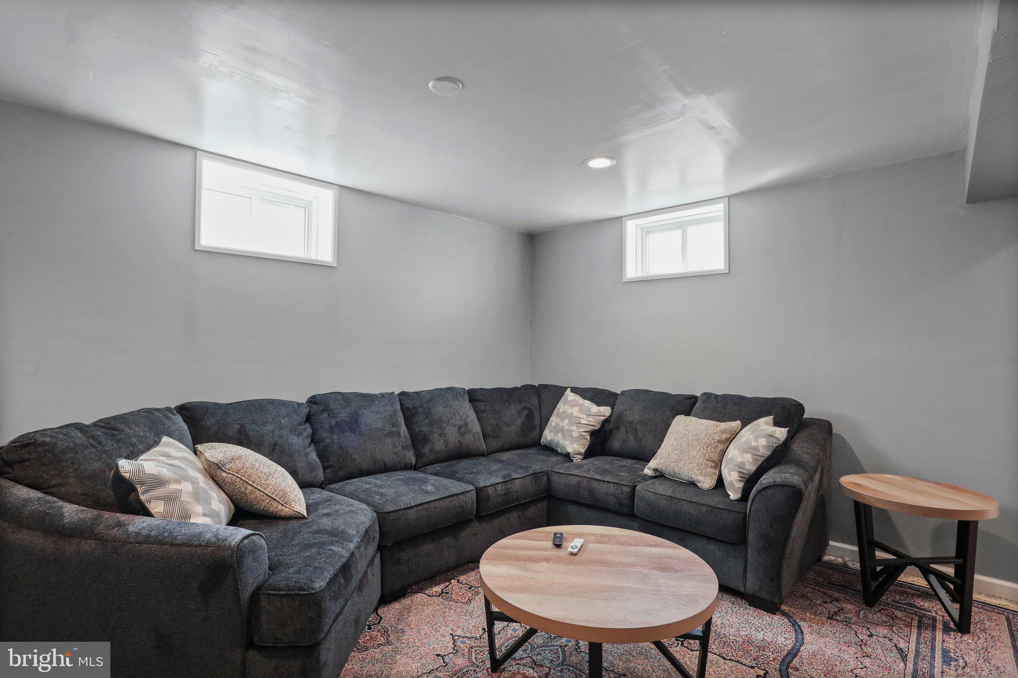 SHERIDAN ESTATES - Residential