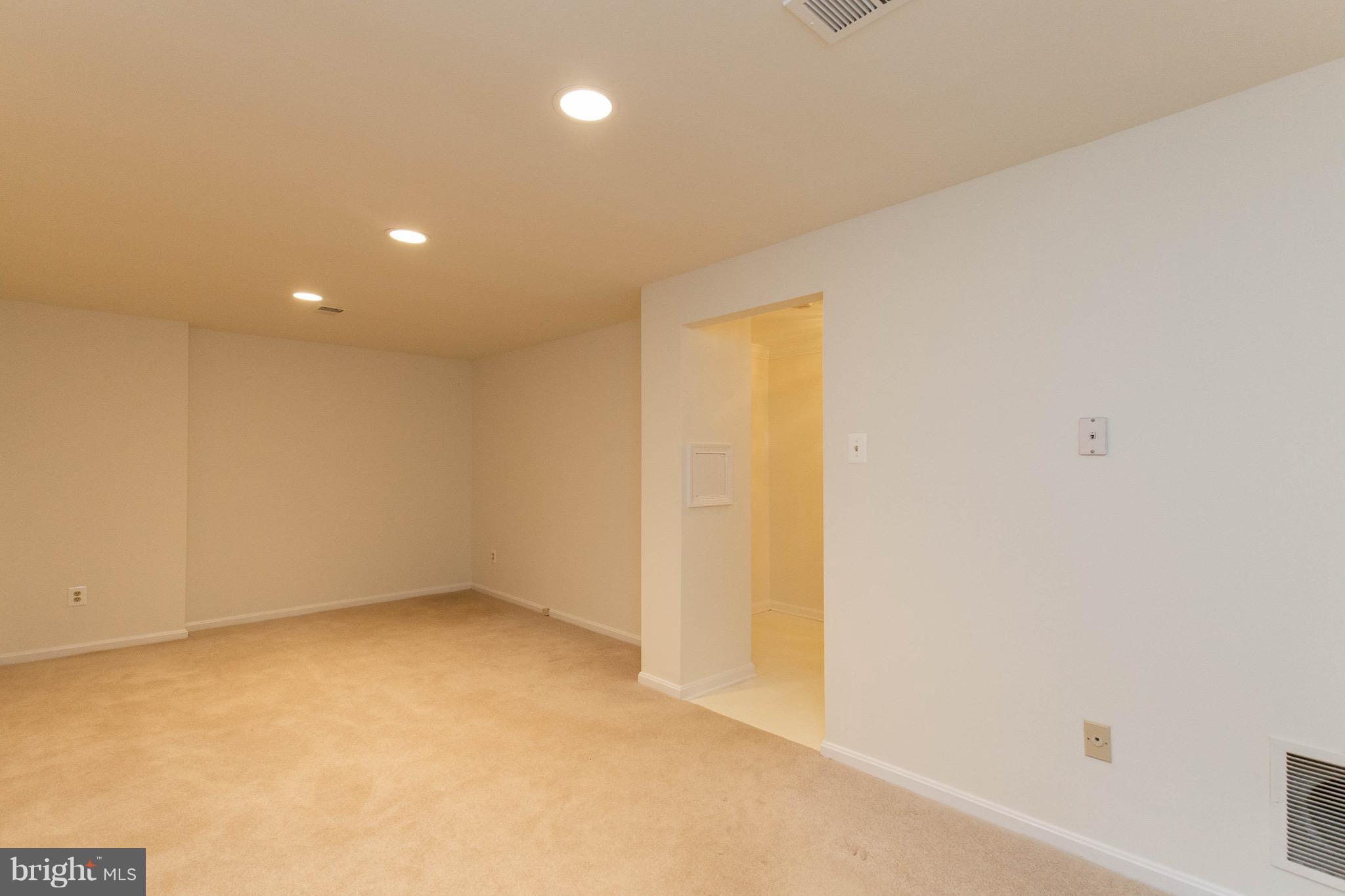 COVINGTON - Residential