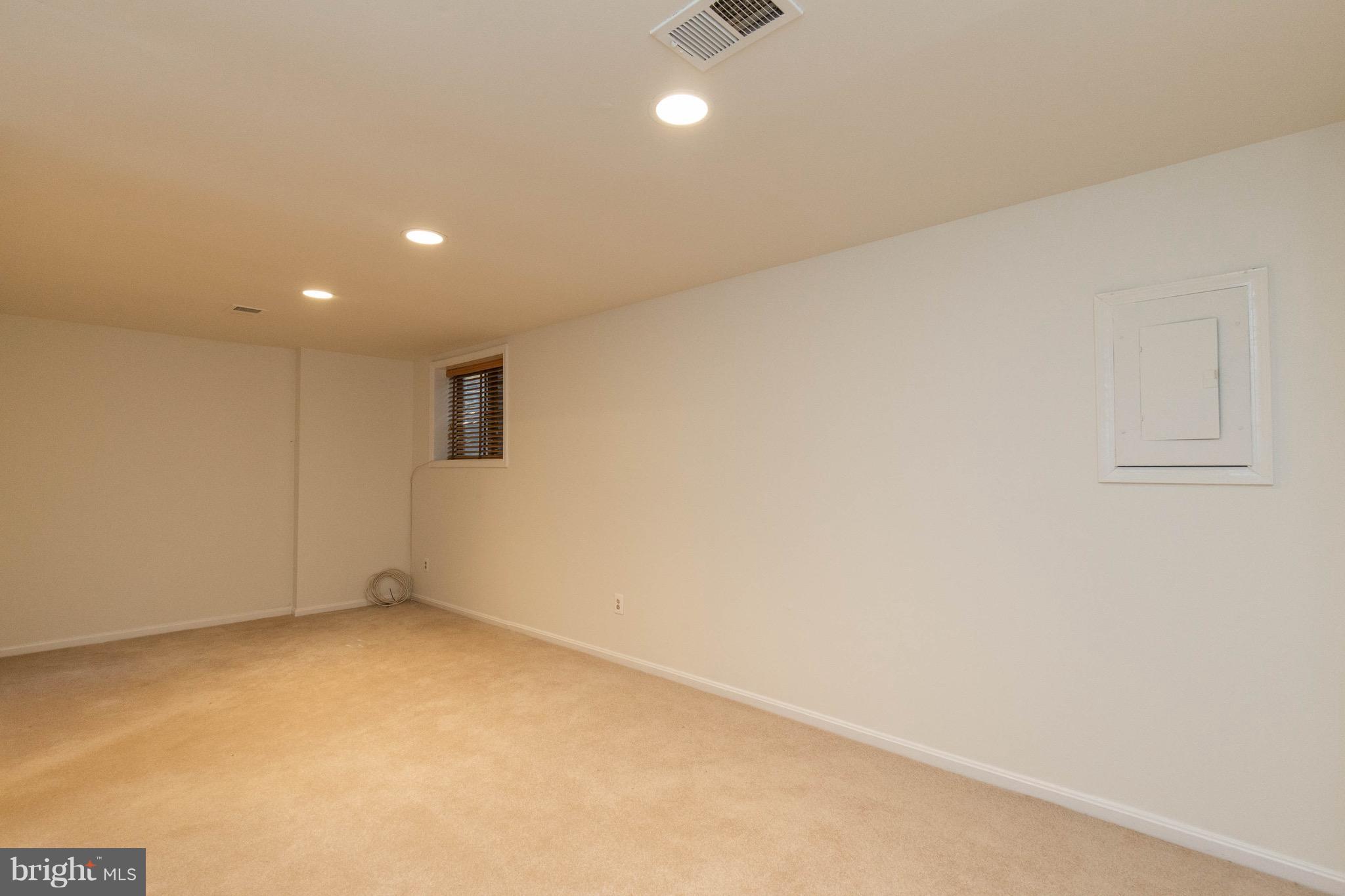 COVINGTON - Residential