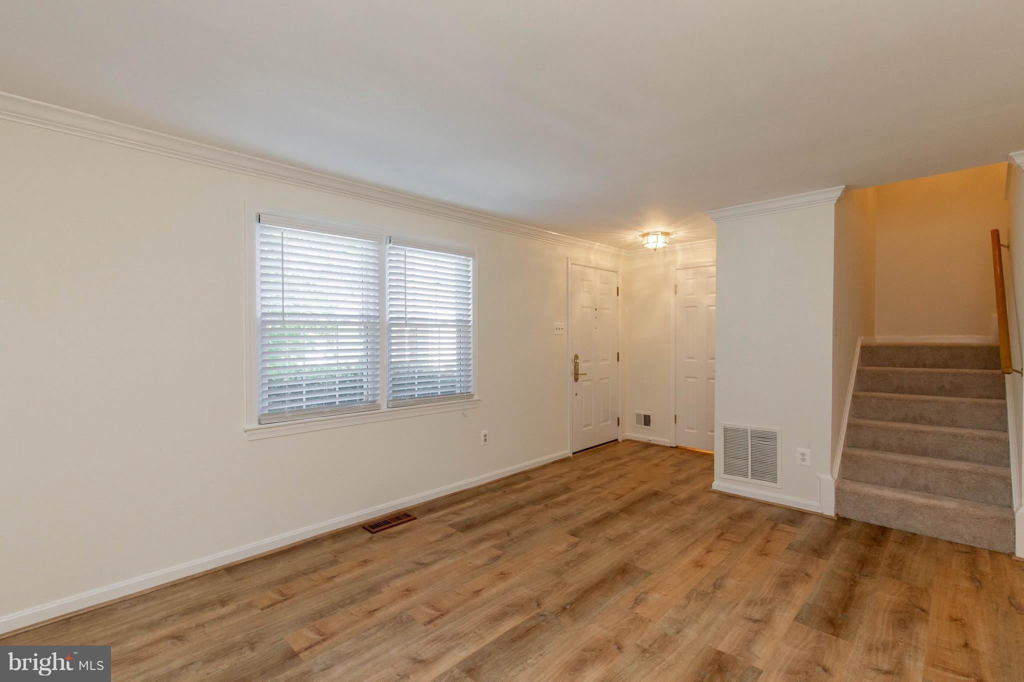 COVINGTON - Residential