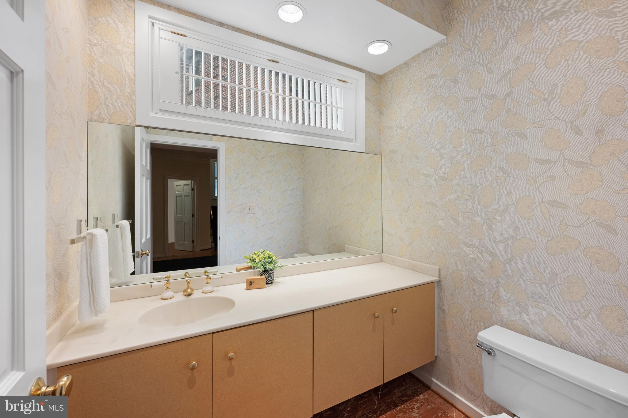 BERKLEY - Residential