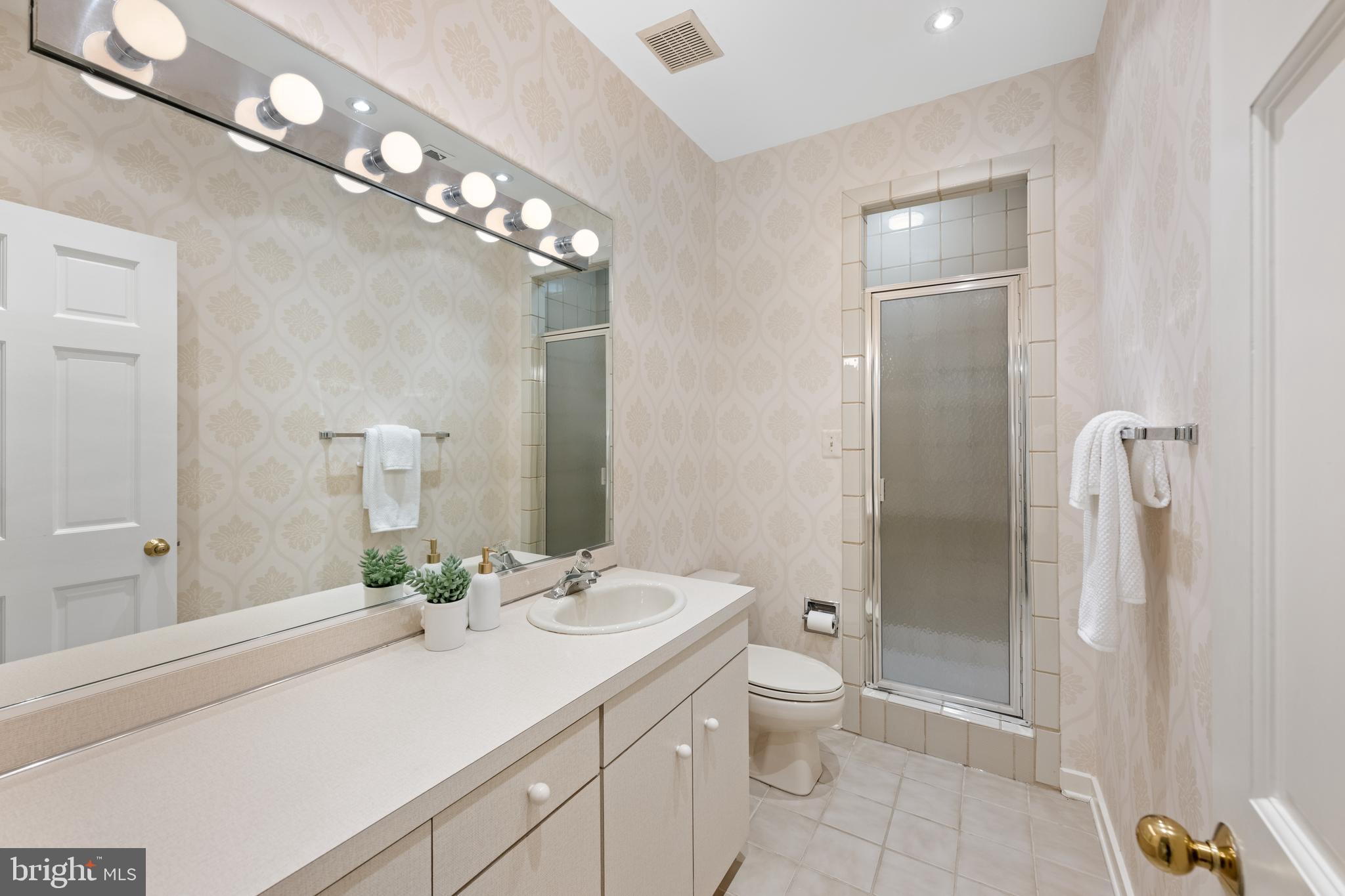 BERKLEY - Residential