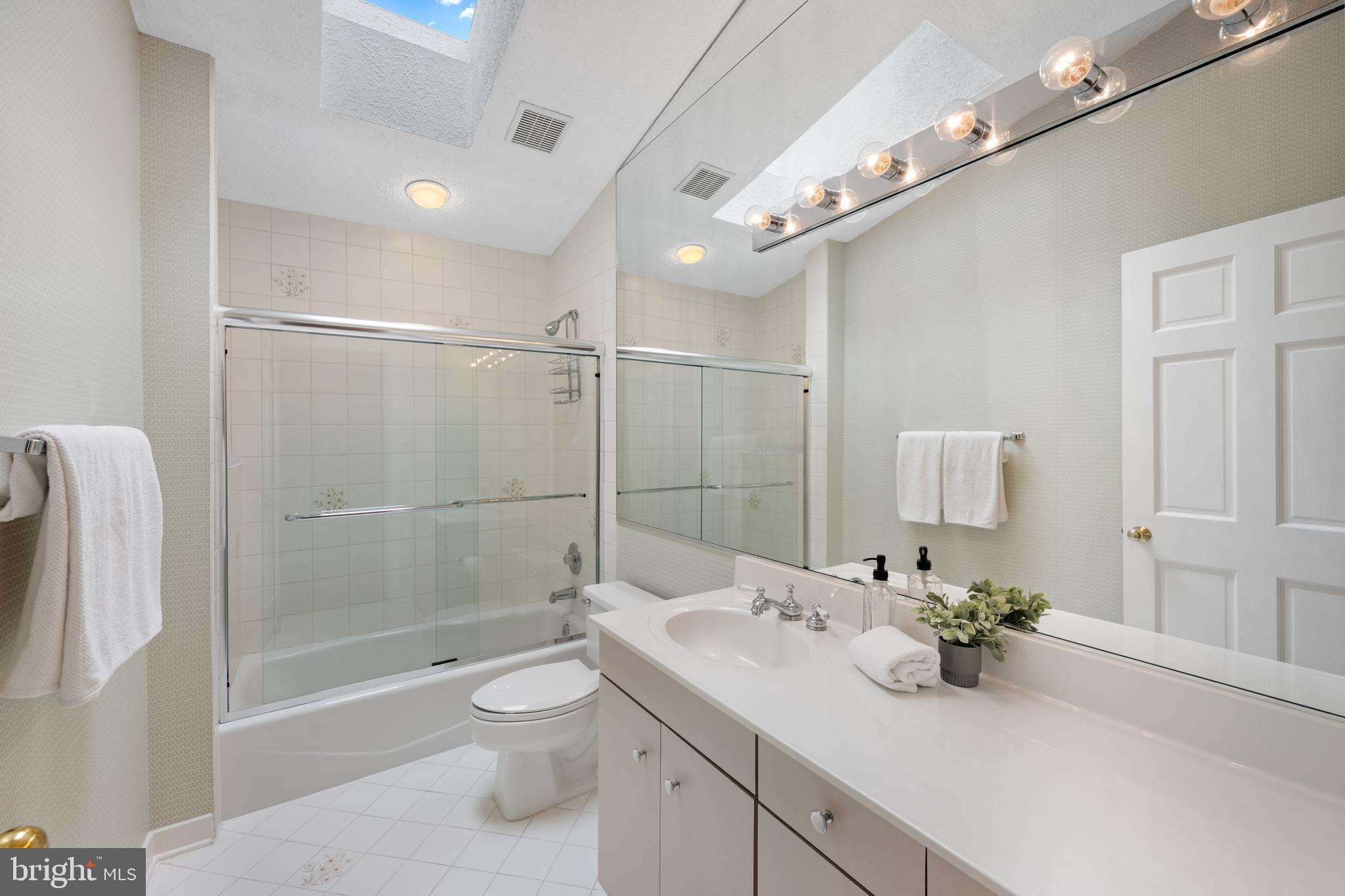 BERKLEY - Residential