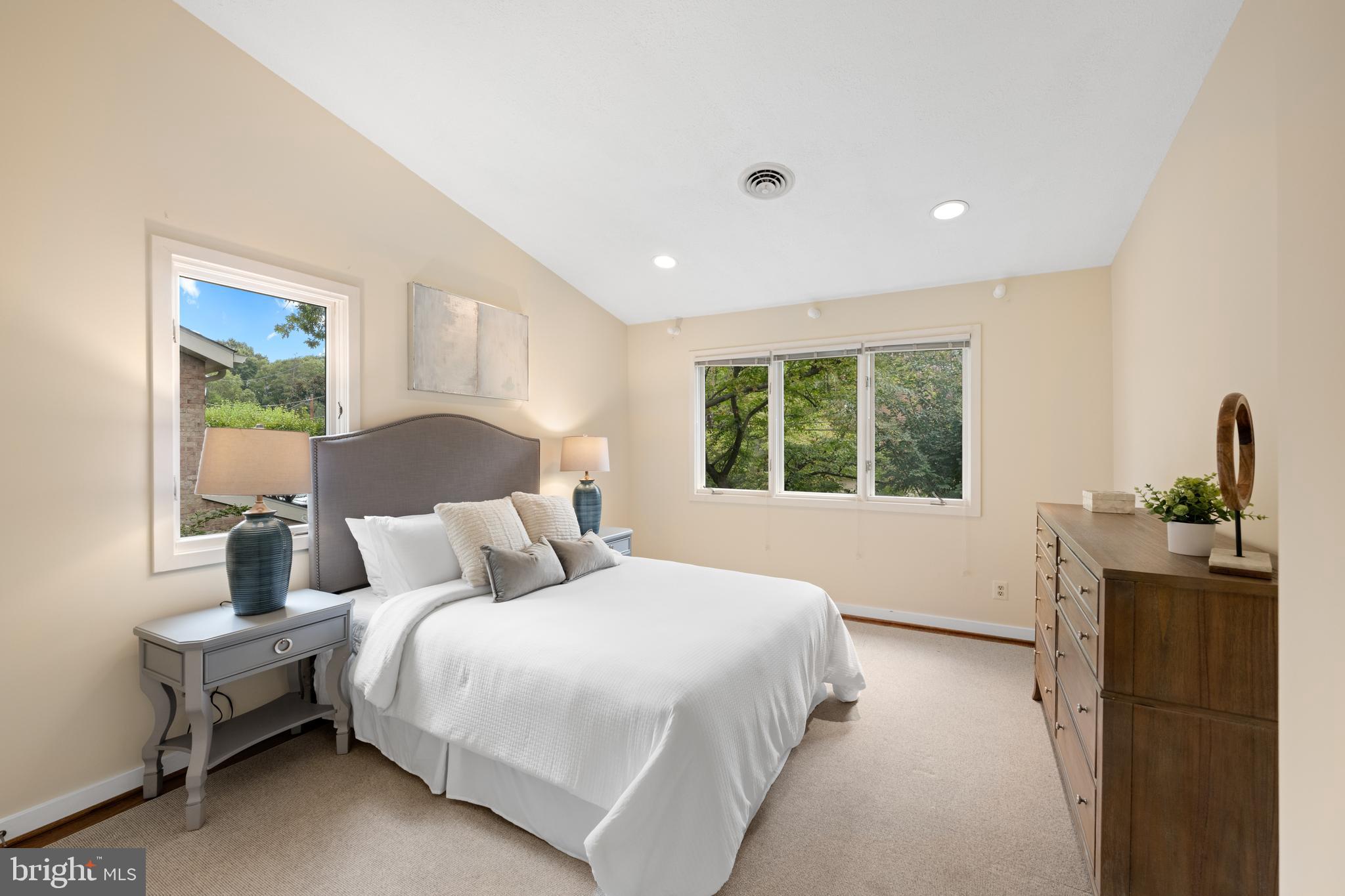 BERKLEY - Residential