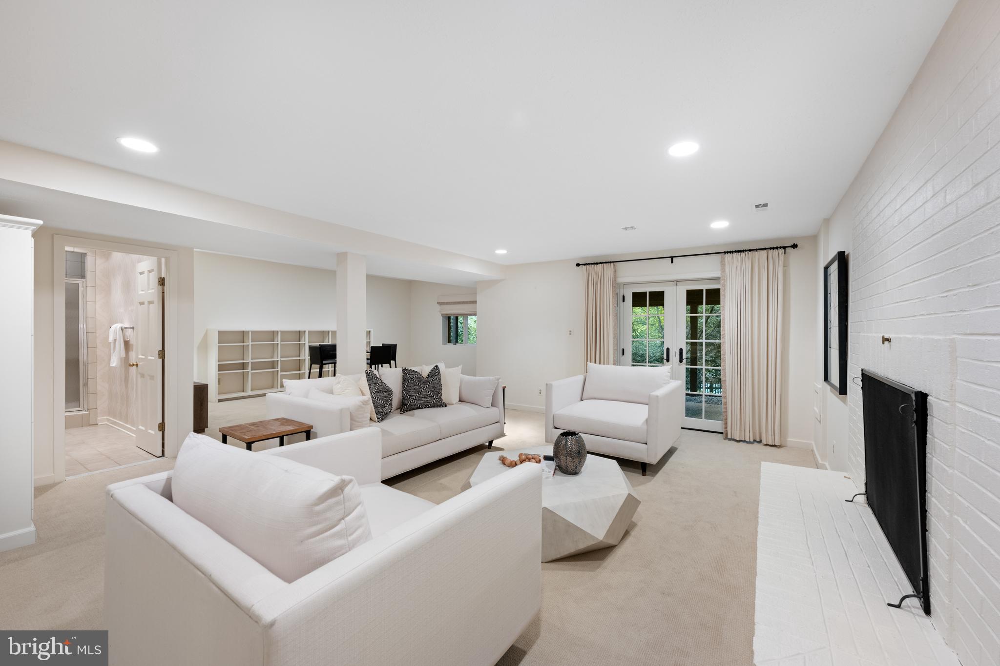 BERKLEY - Residential