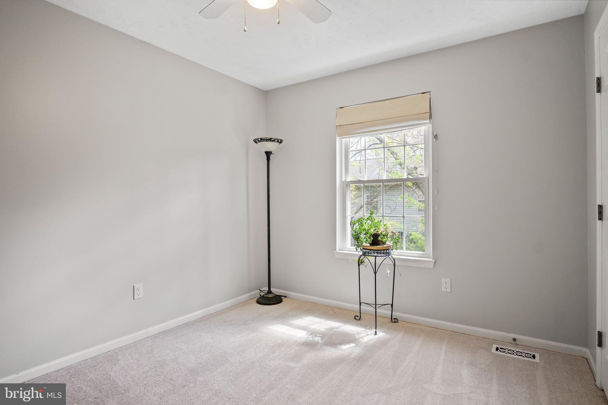 POTOMAC CROSSING - Residential