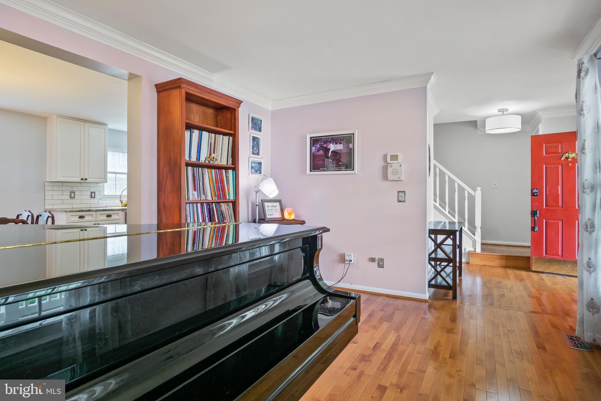 POTOMAC CROSSING - Residential