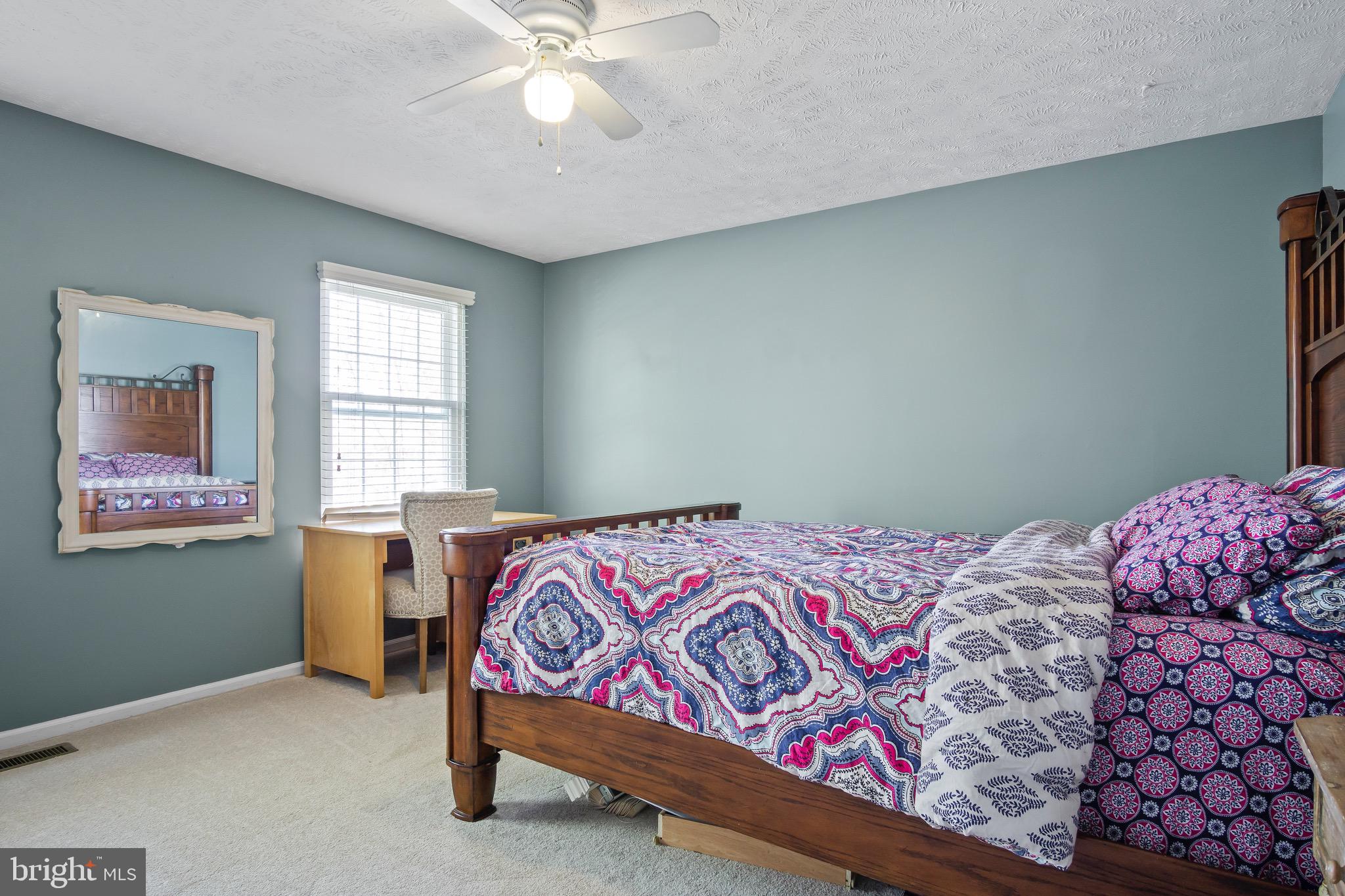 POTOMAC CROSSING - Residential