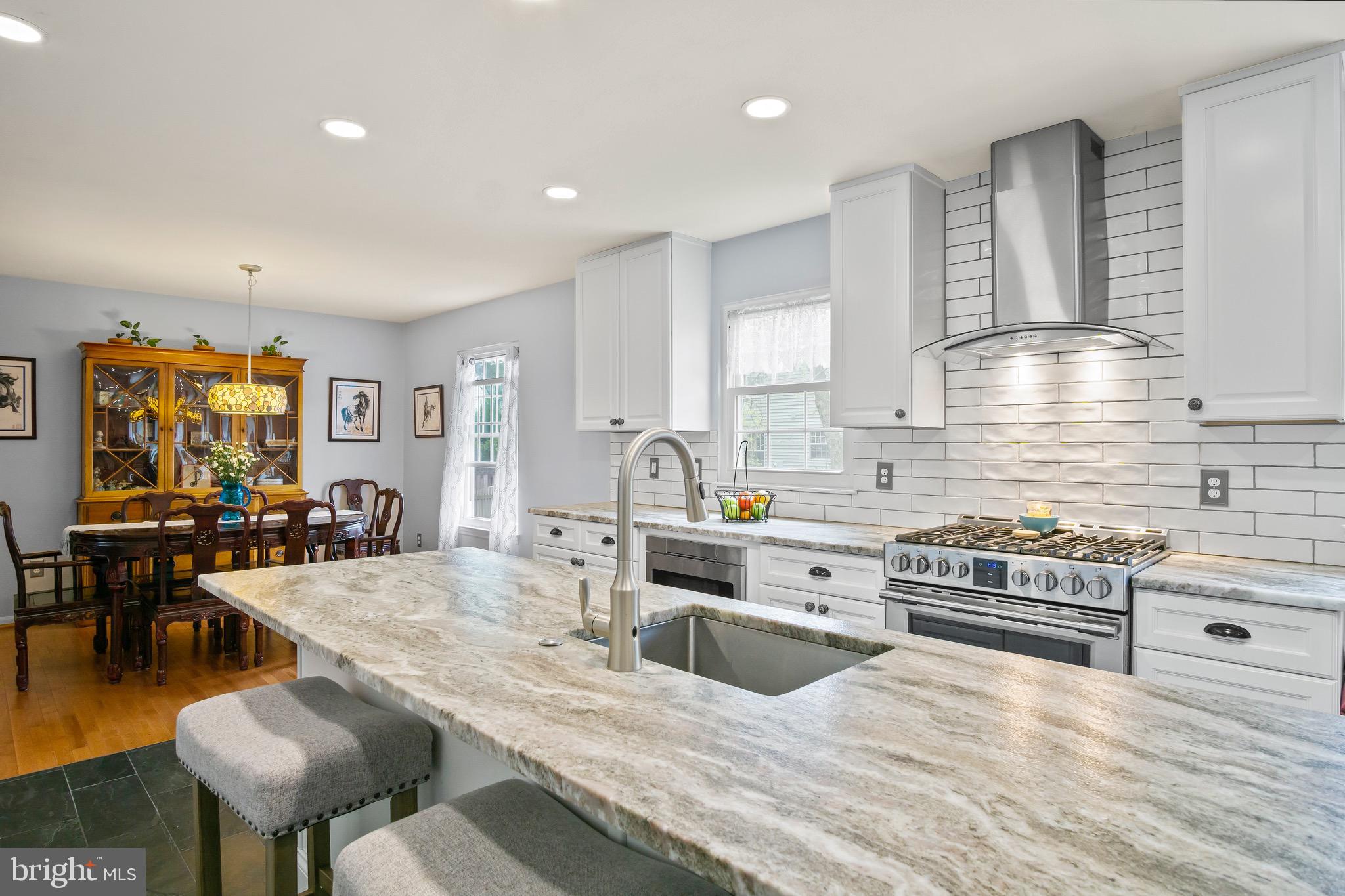 POTOMAC CROSSING - Residential