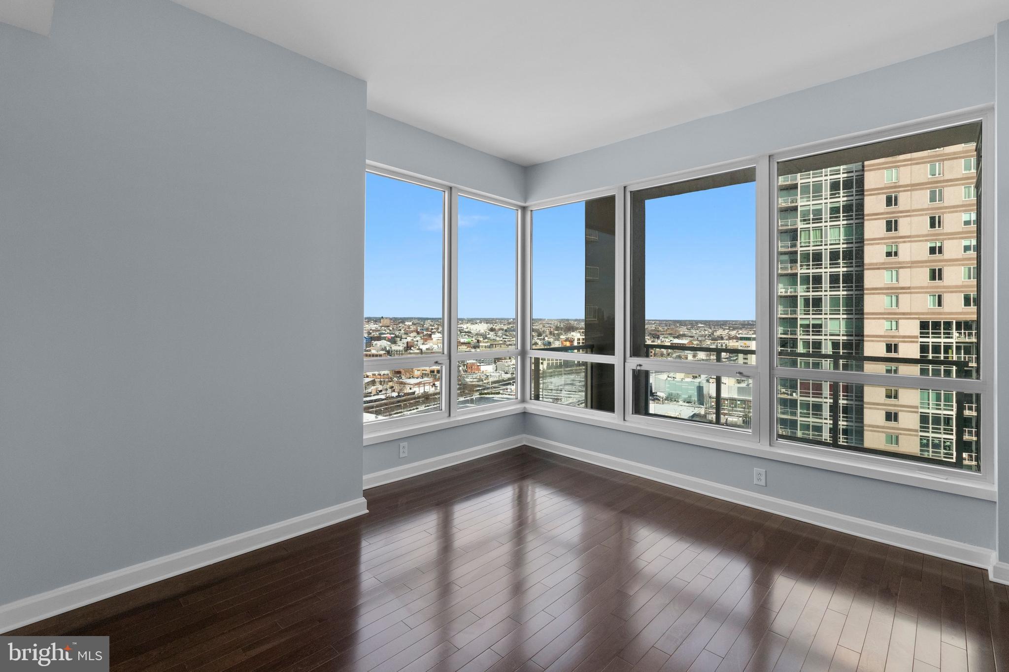 WATERFRONT SQUARE - Residential Lease