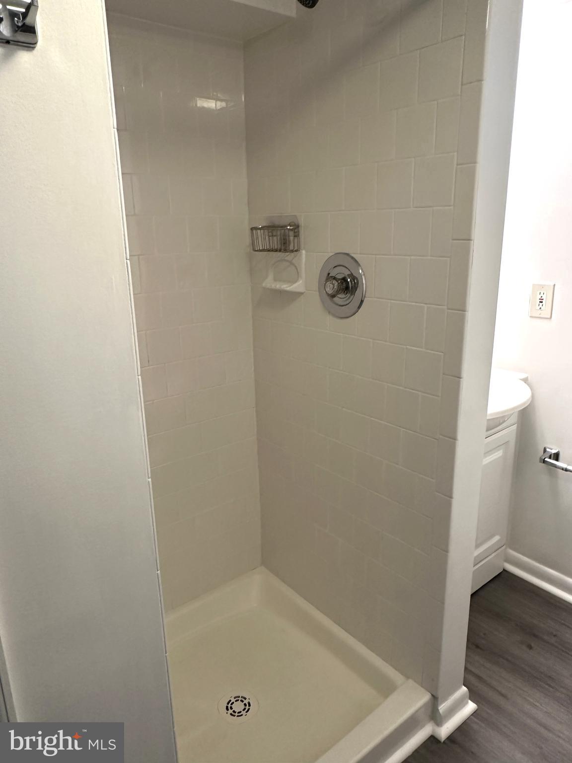 BELLEFONTE GARDENS - Residential Lease