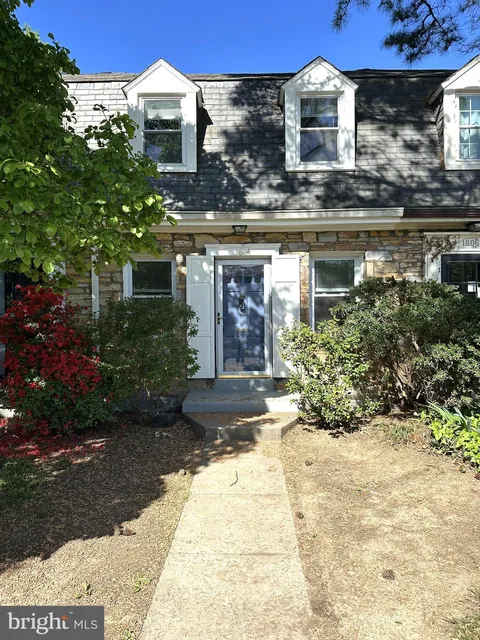 1804 Leslie Avenue, Alexandria, VA MLS: VAAX2044726