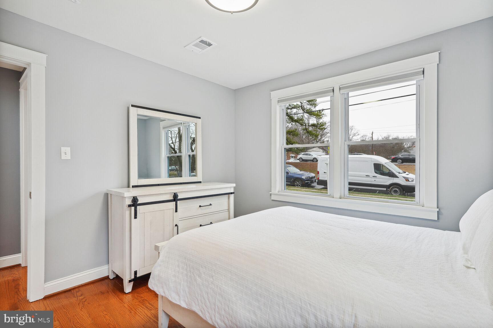 WEST LAWN - Residential