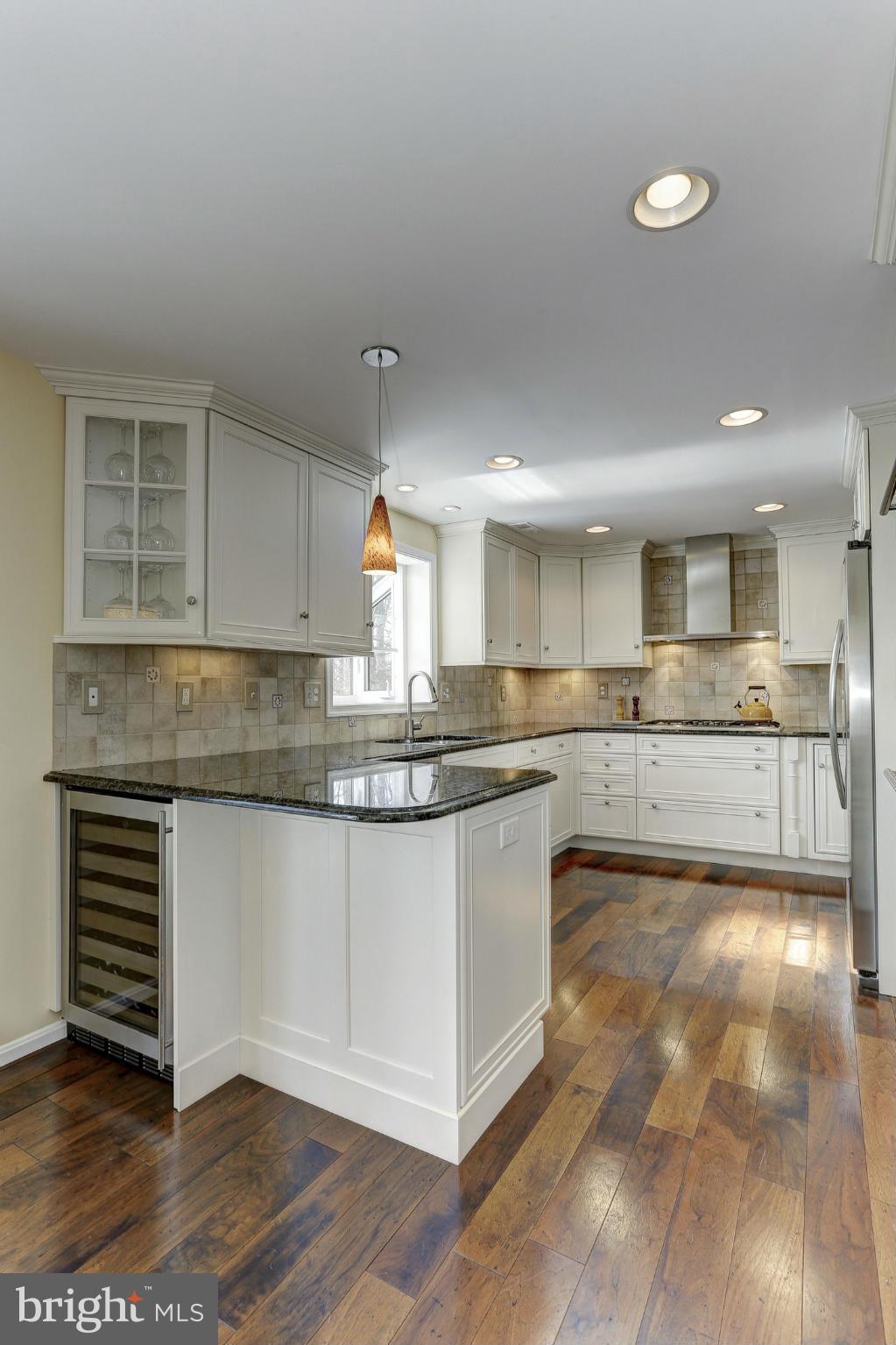 VILLAGE OF HICKORY RIDGE - Residential