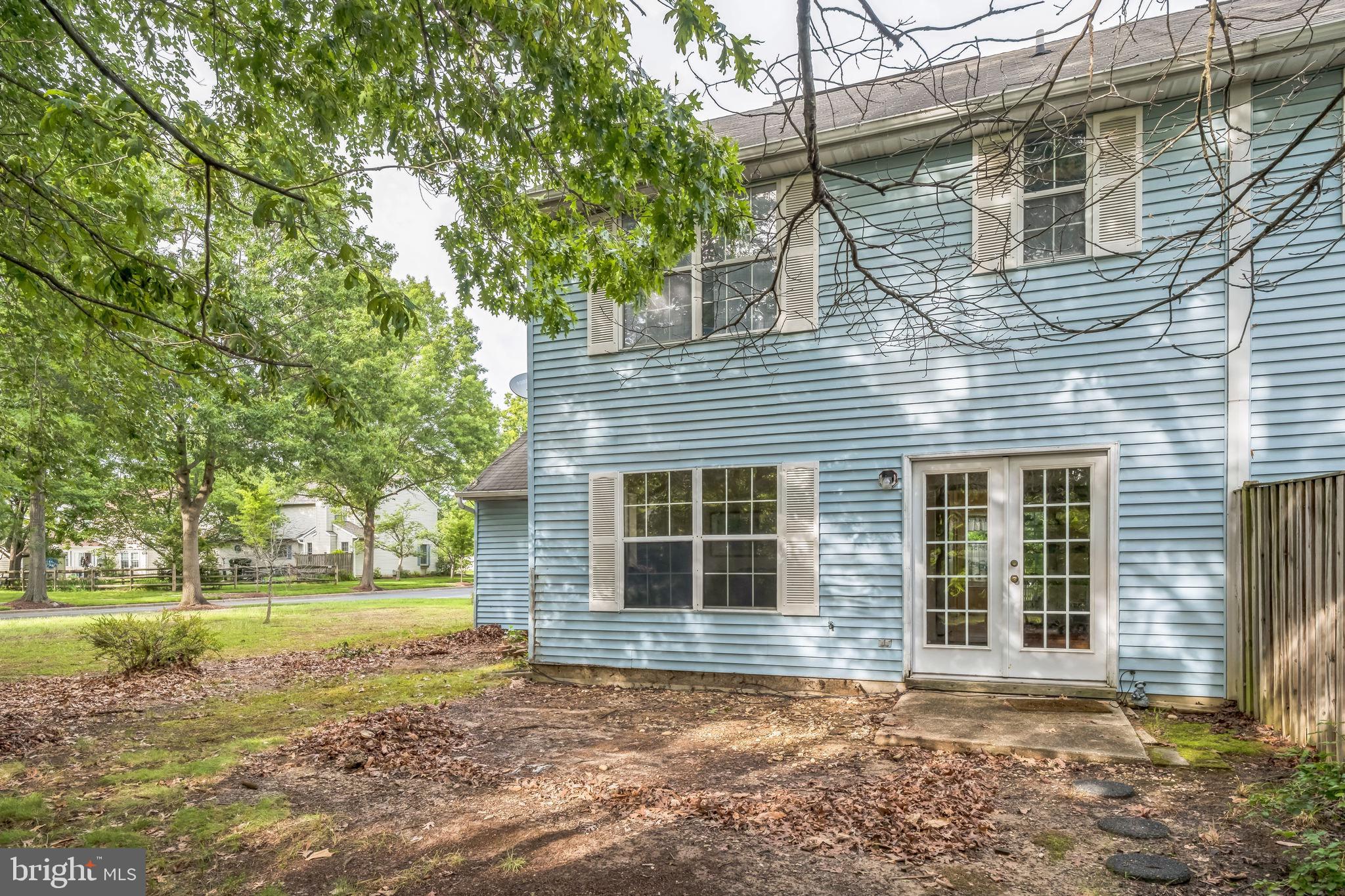 WESTLAKE VILLAGE - Residential