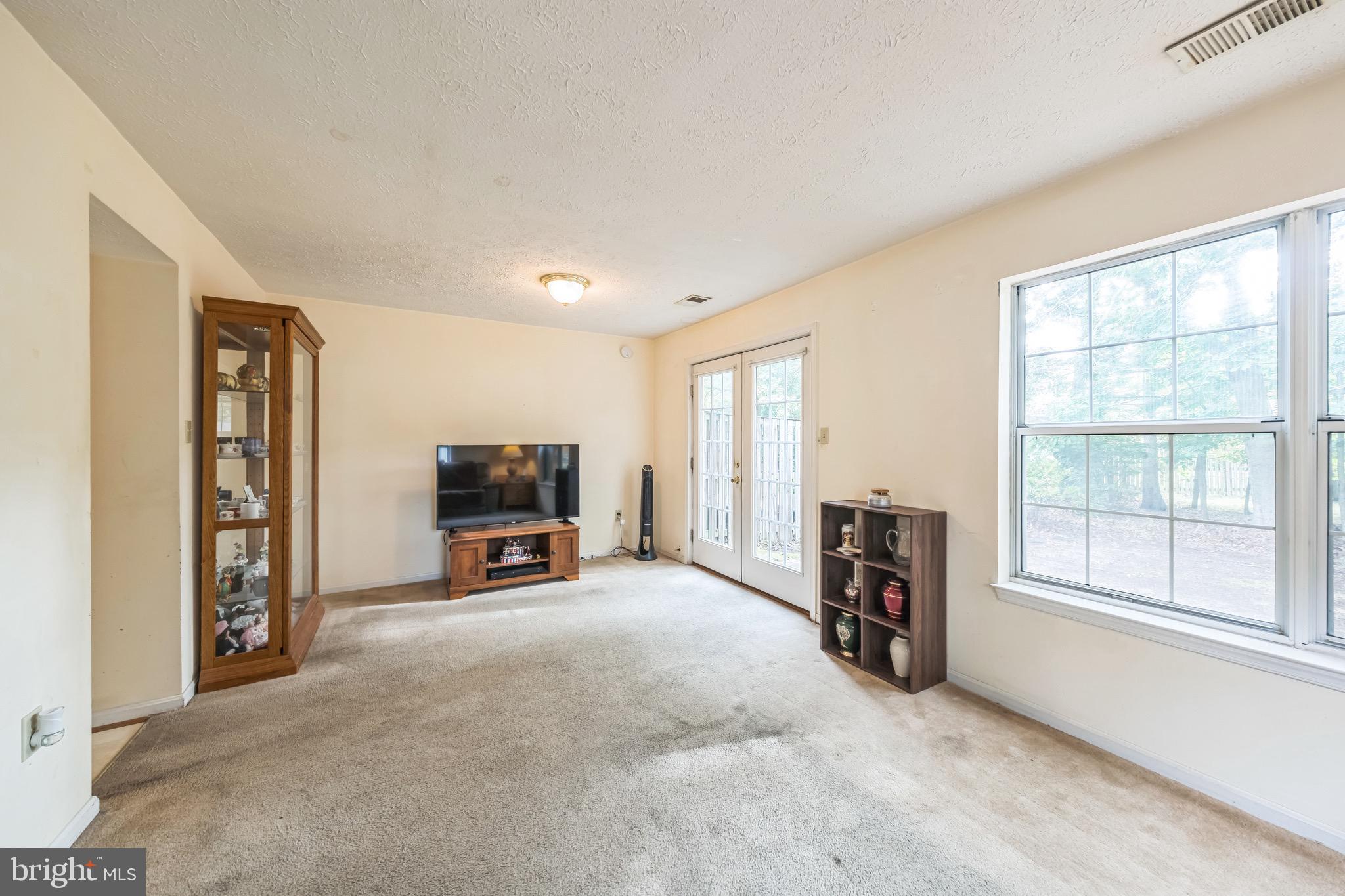 WESTLAKE VILLAGE - Residential