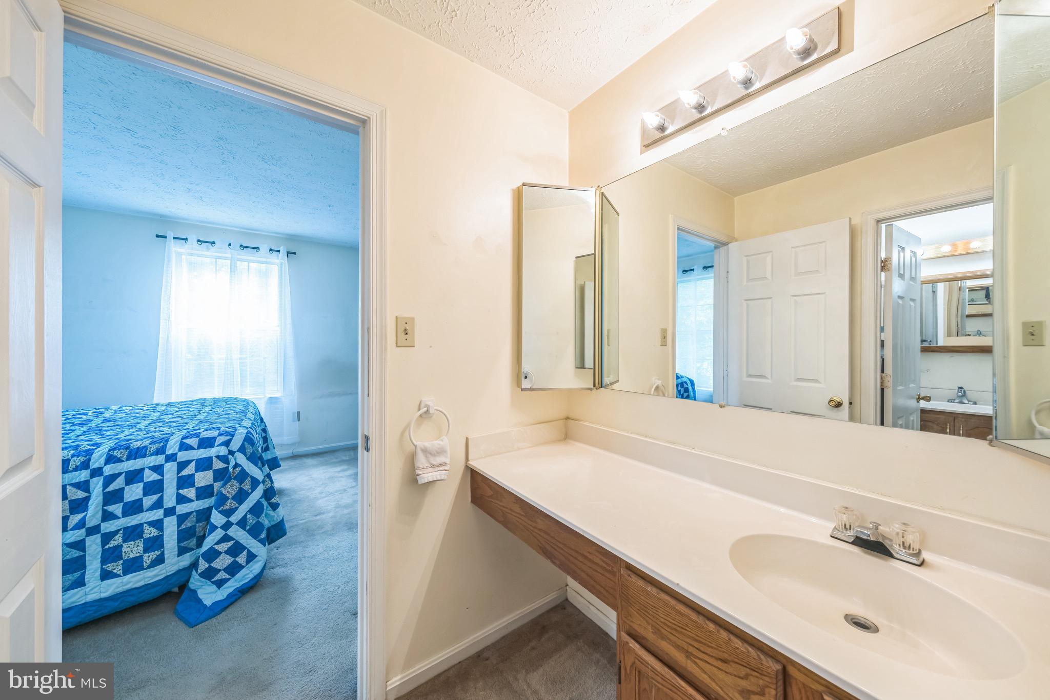 WESTLAKE VILLAGE - Residential