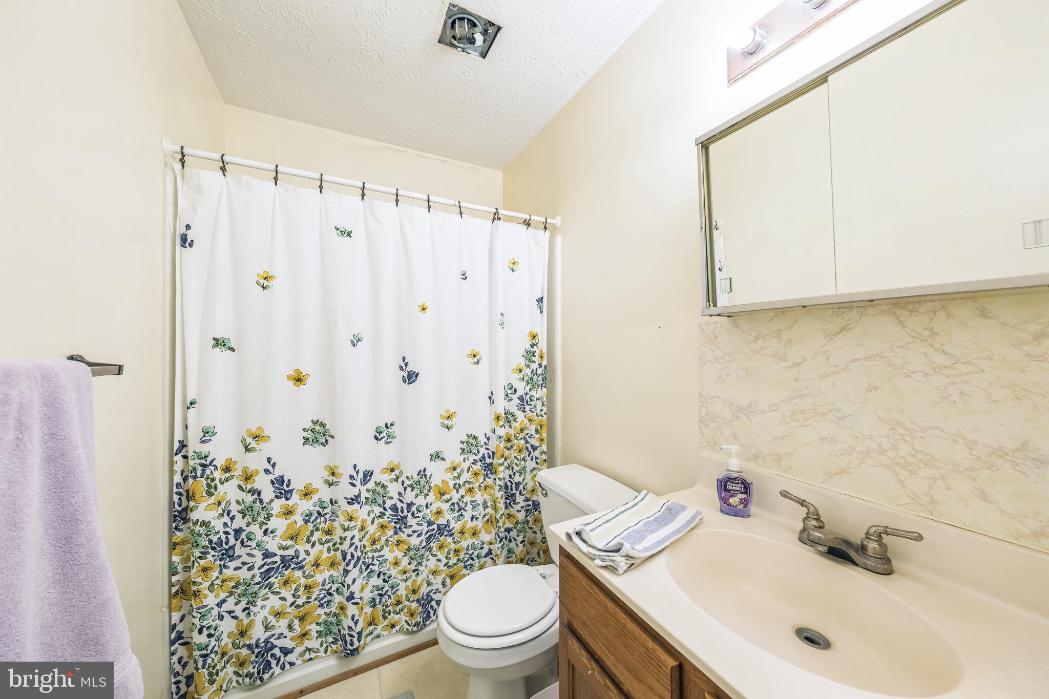 WESTLAKE VILLAGE - Residential