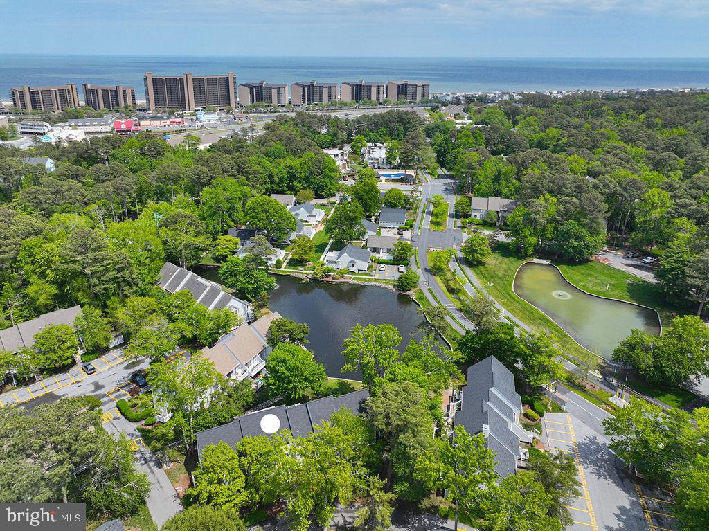 SEA COLONY WEST - Residential
