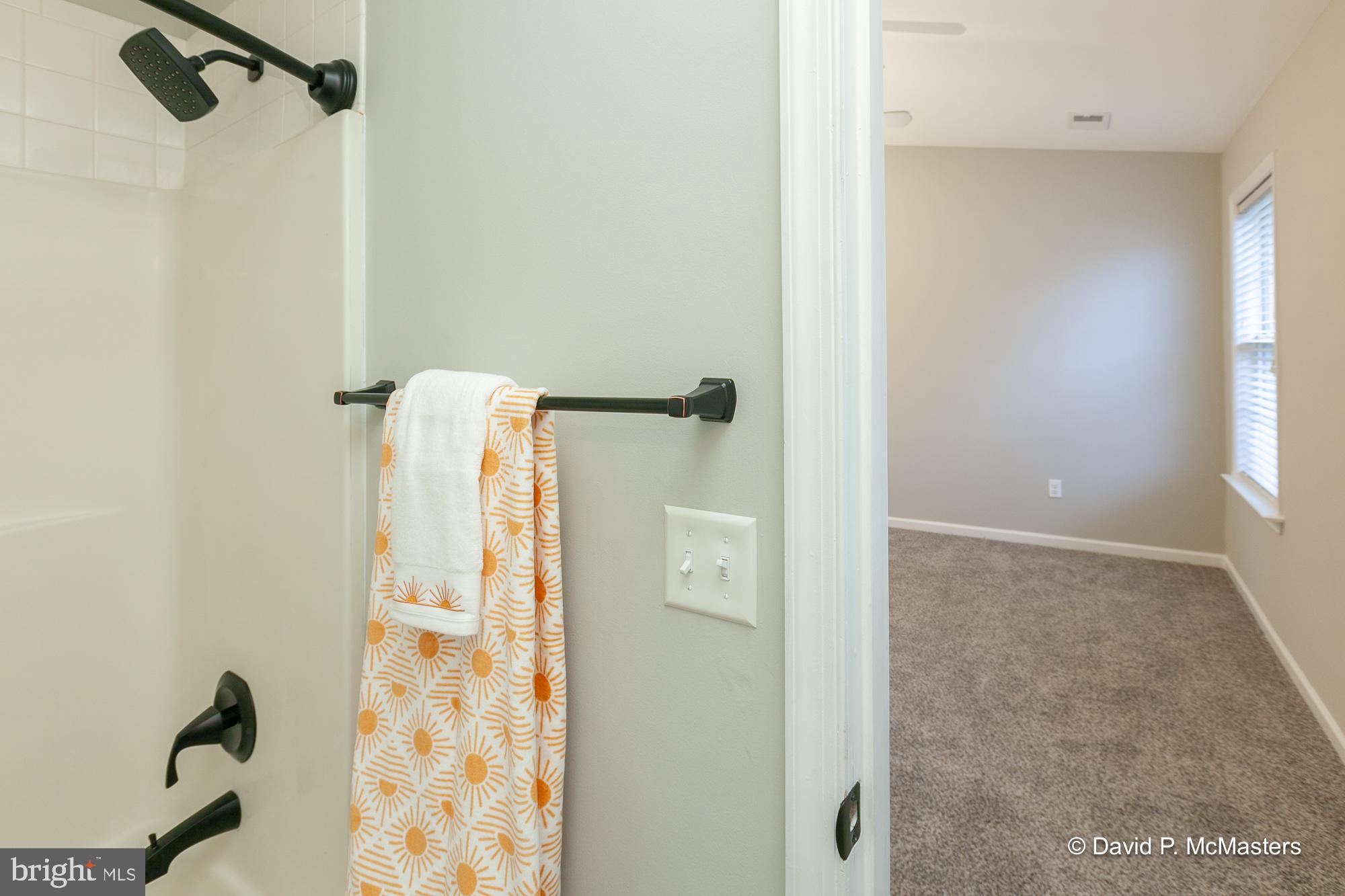 LAUREL RIDGE - Residential