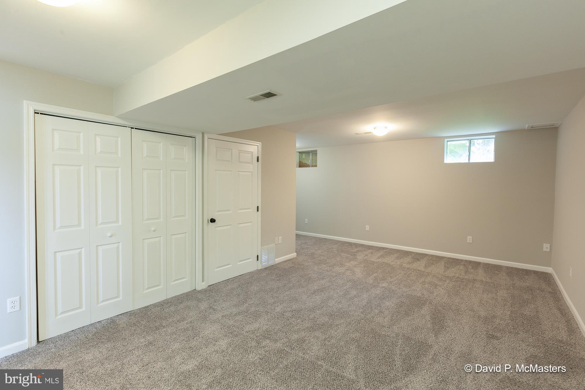 LAUREL RIDGE - Residential