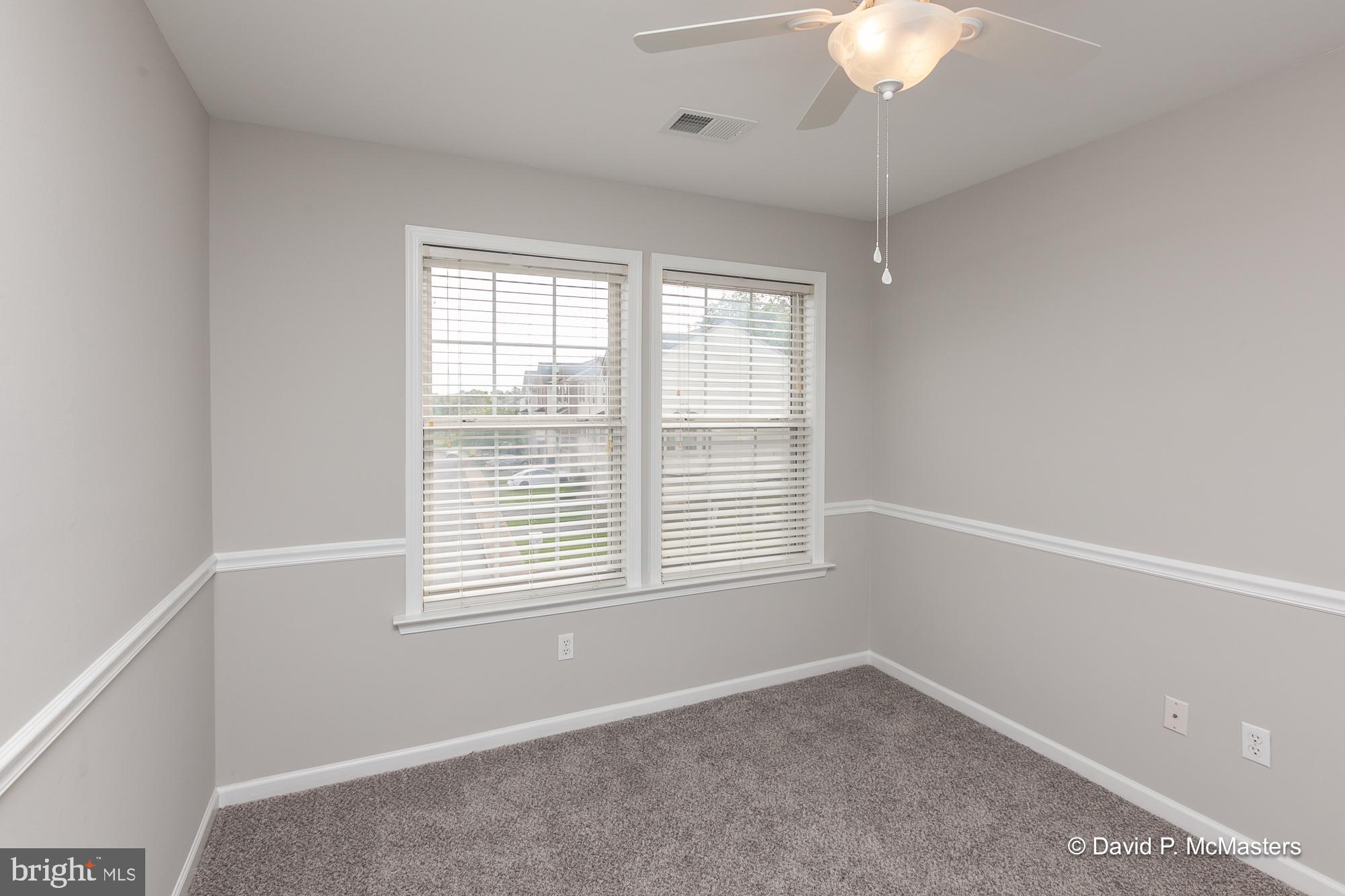 LAUREL RIDGE - Residential