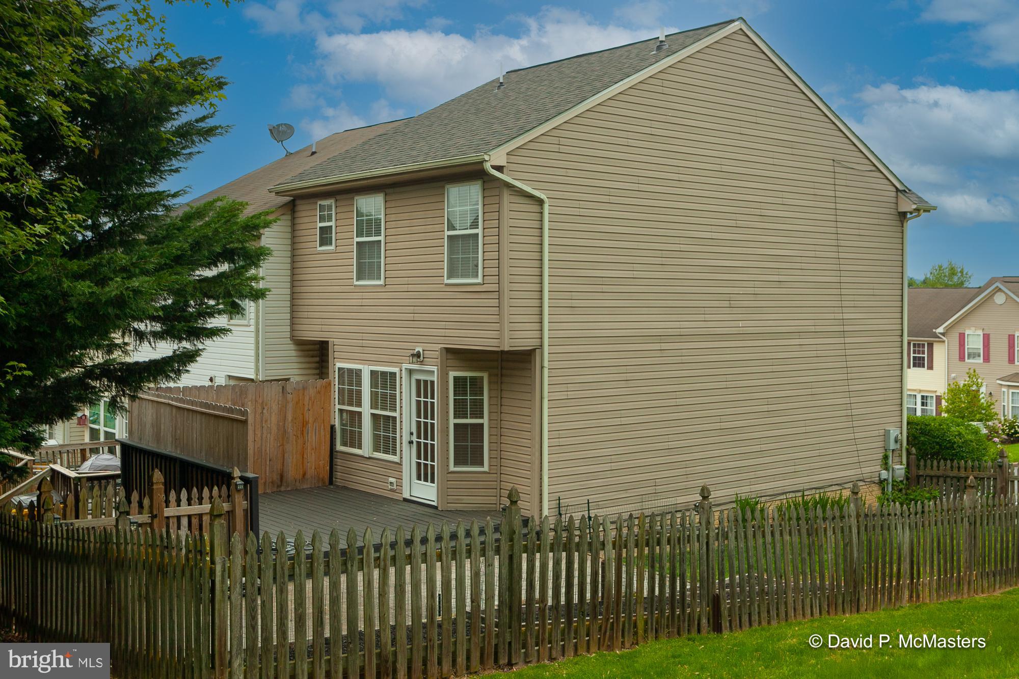 LAUREL RIDGE - Residential