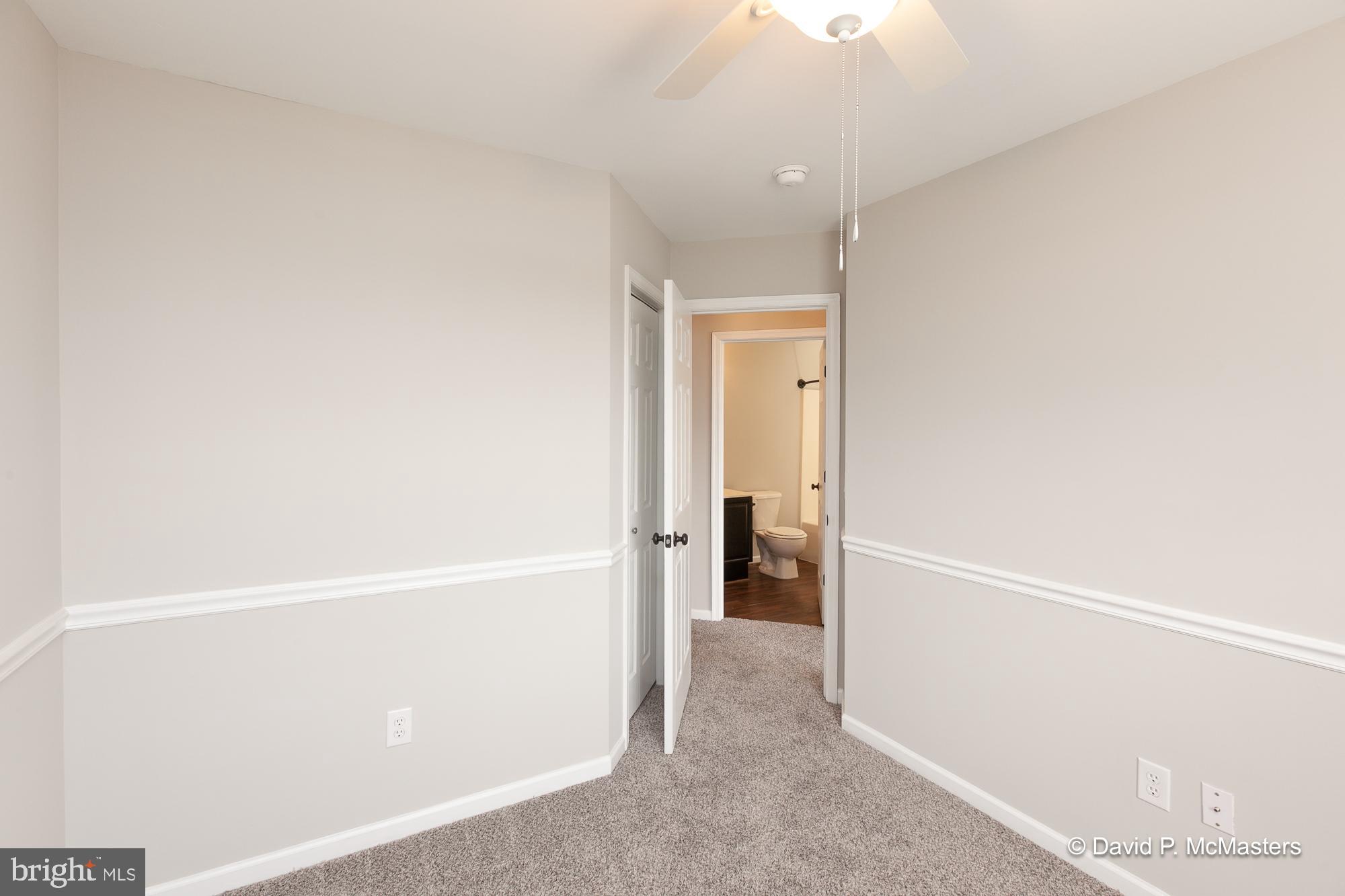 LAUREL RIDGE - Residential