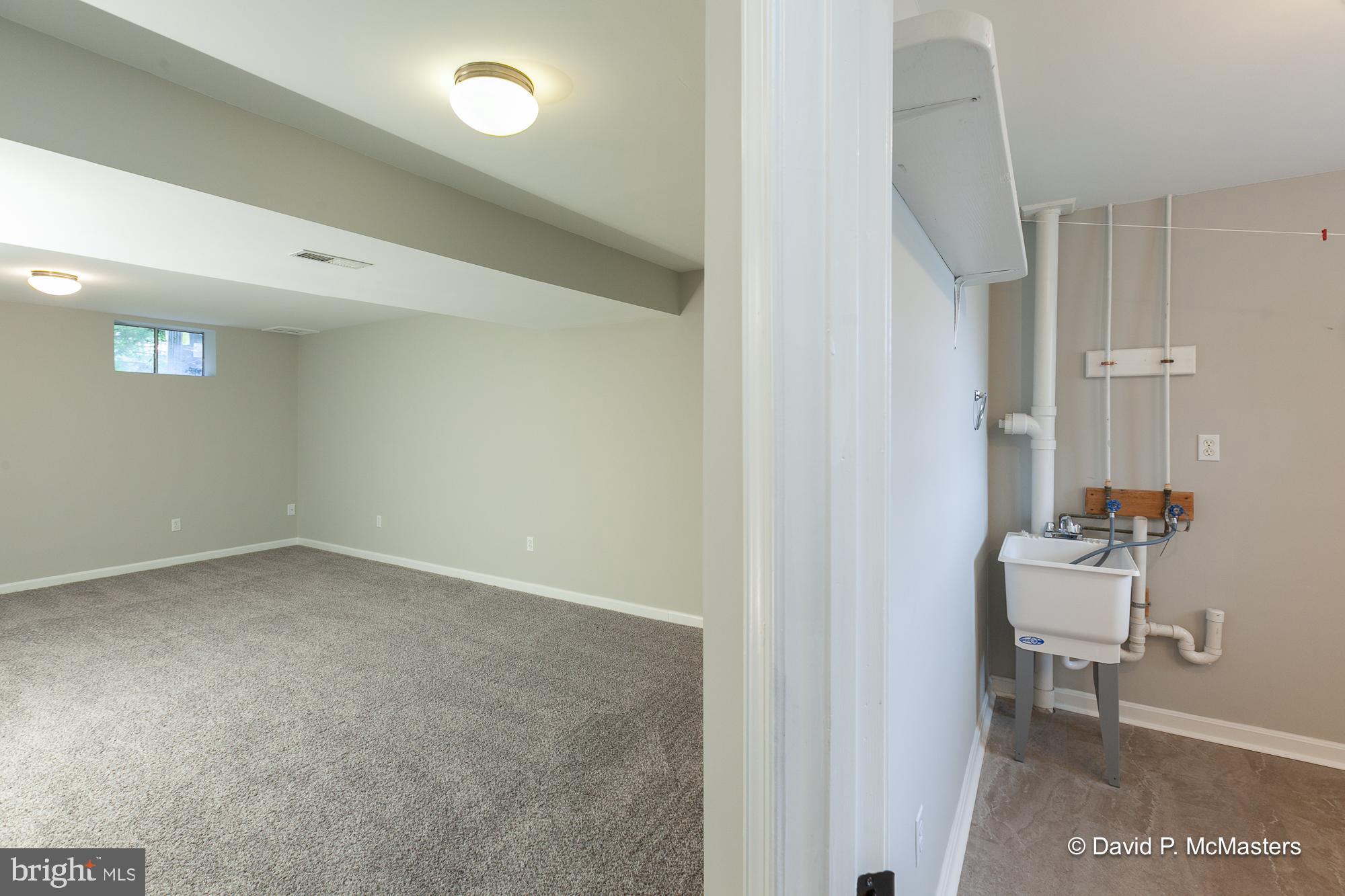 LAUREL RIDGE - Residential