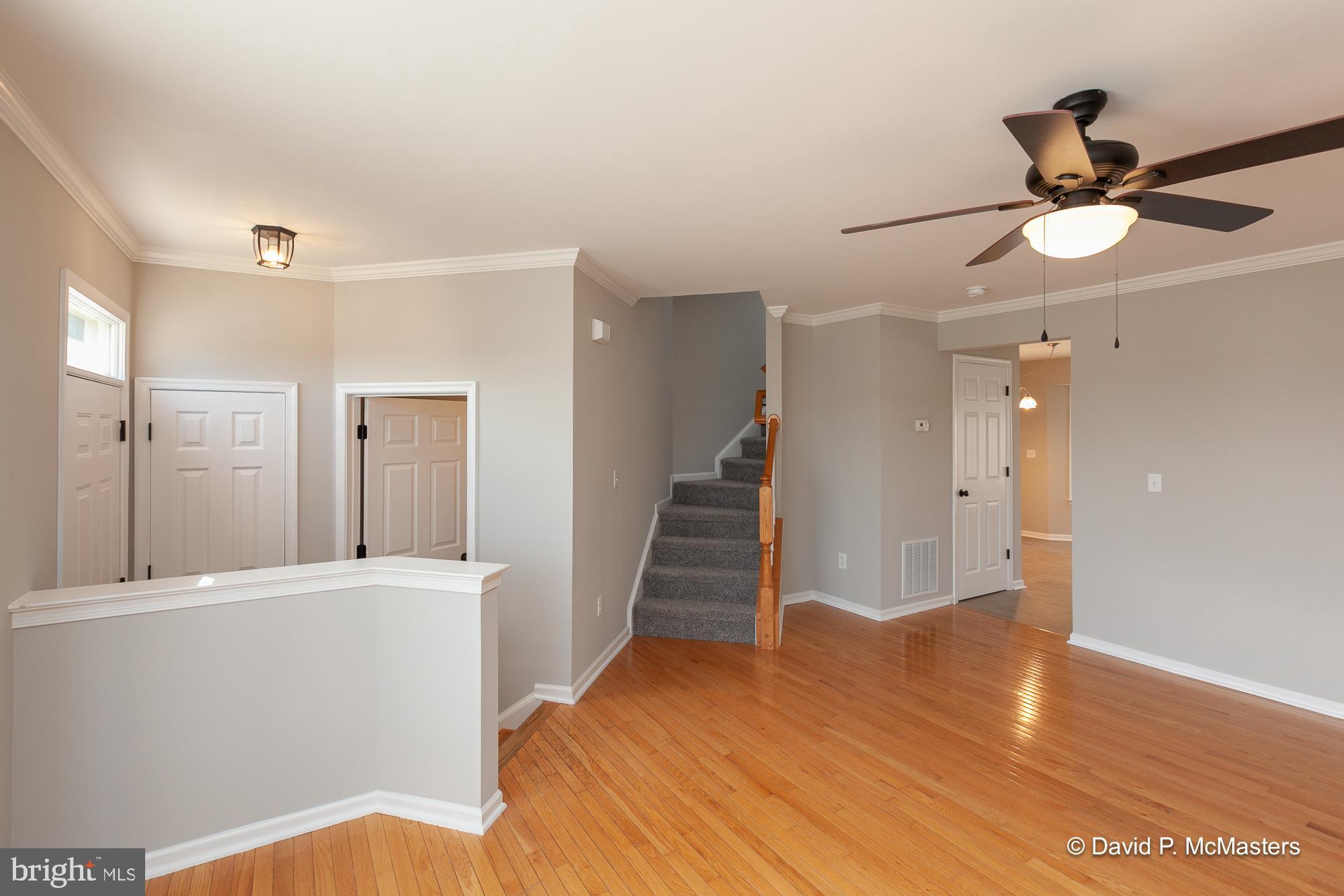 LAUREL RIDGE - Residential