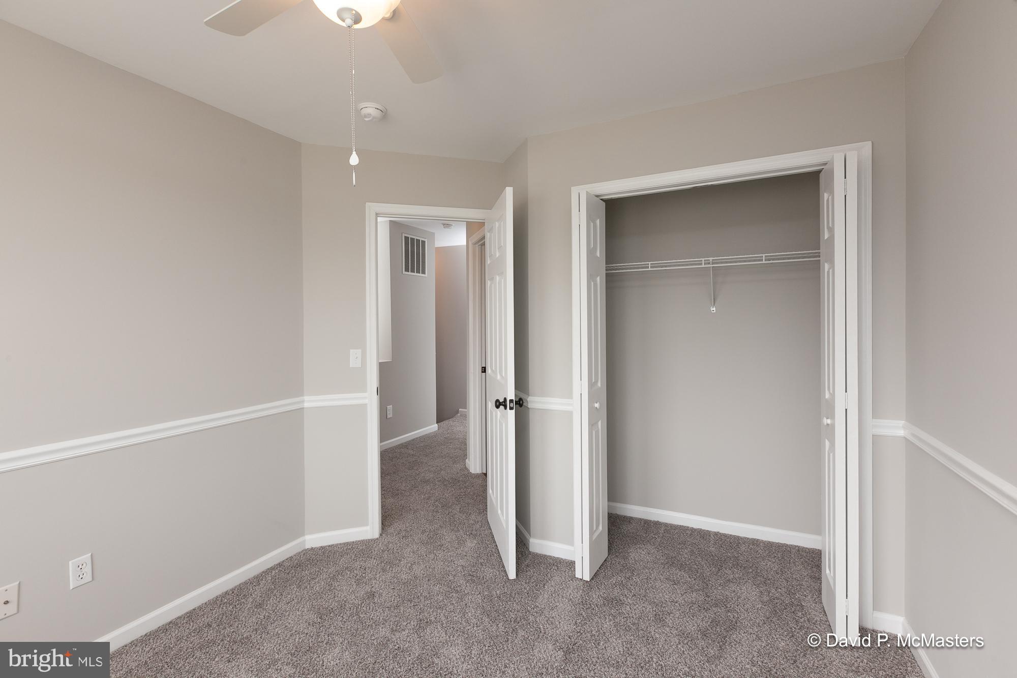 LAUREL RIDGE - Residential