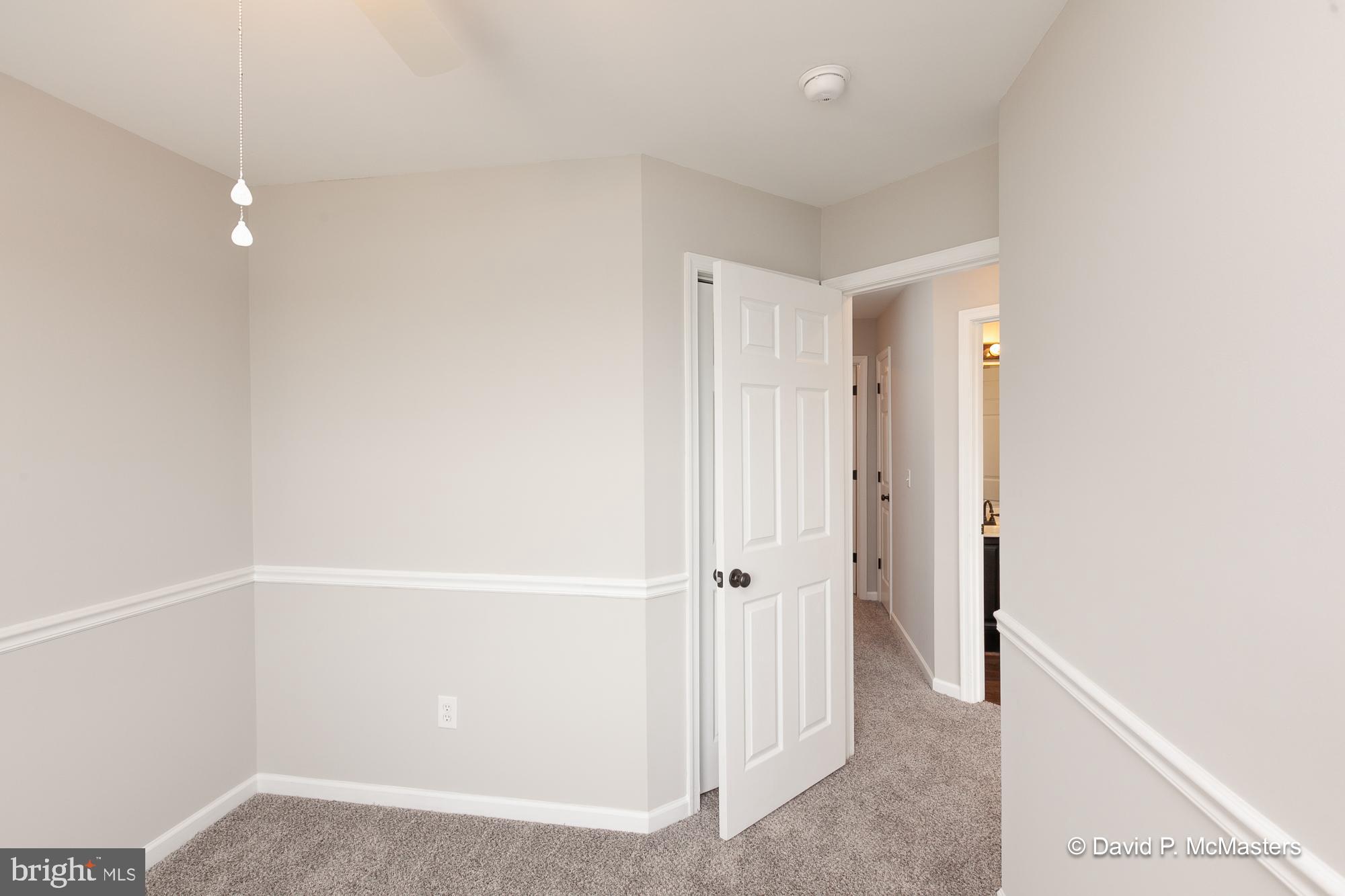 LAUREL RIDGE - Residential