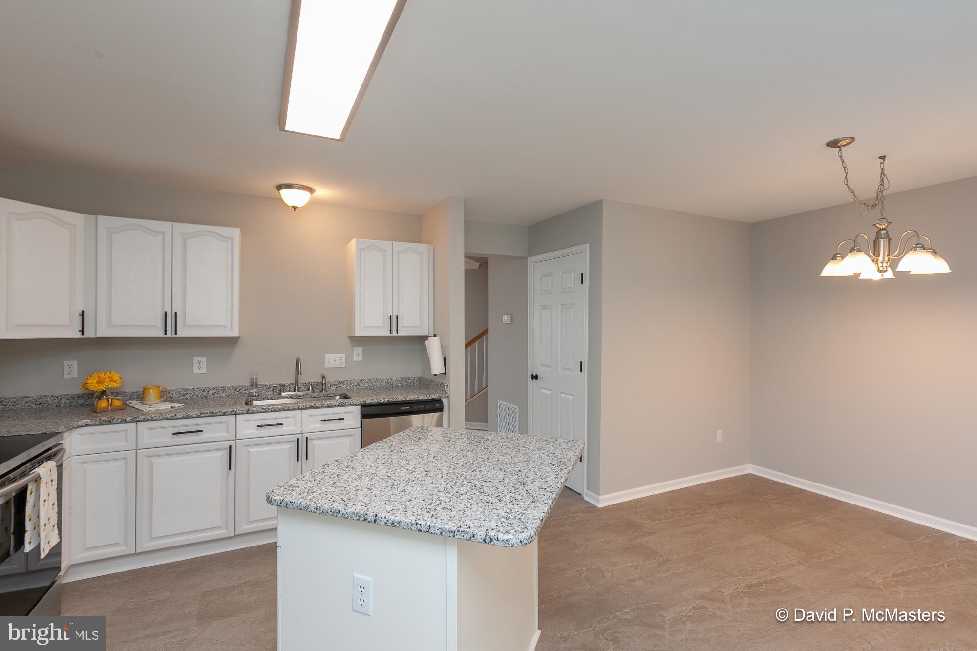 LAUREL RIDGE - Residential