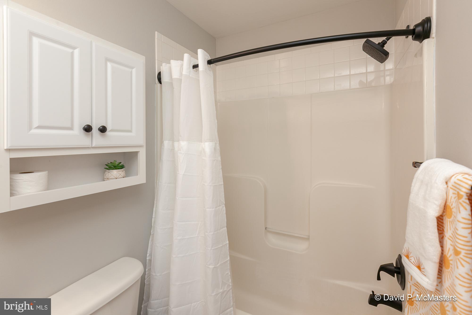 LAUREL RIDGE - Residential