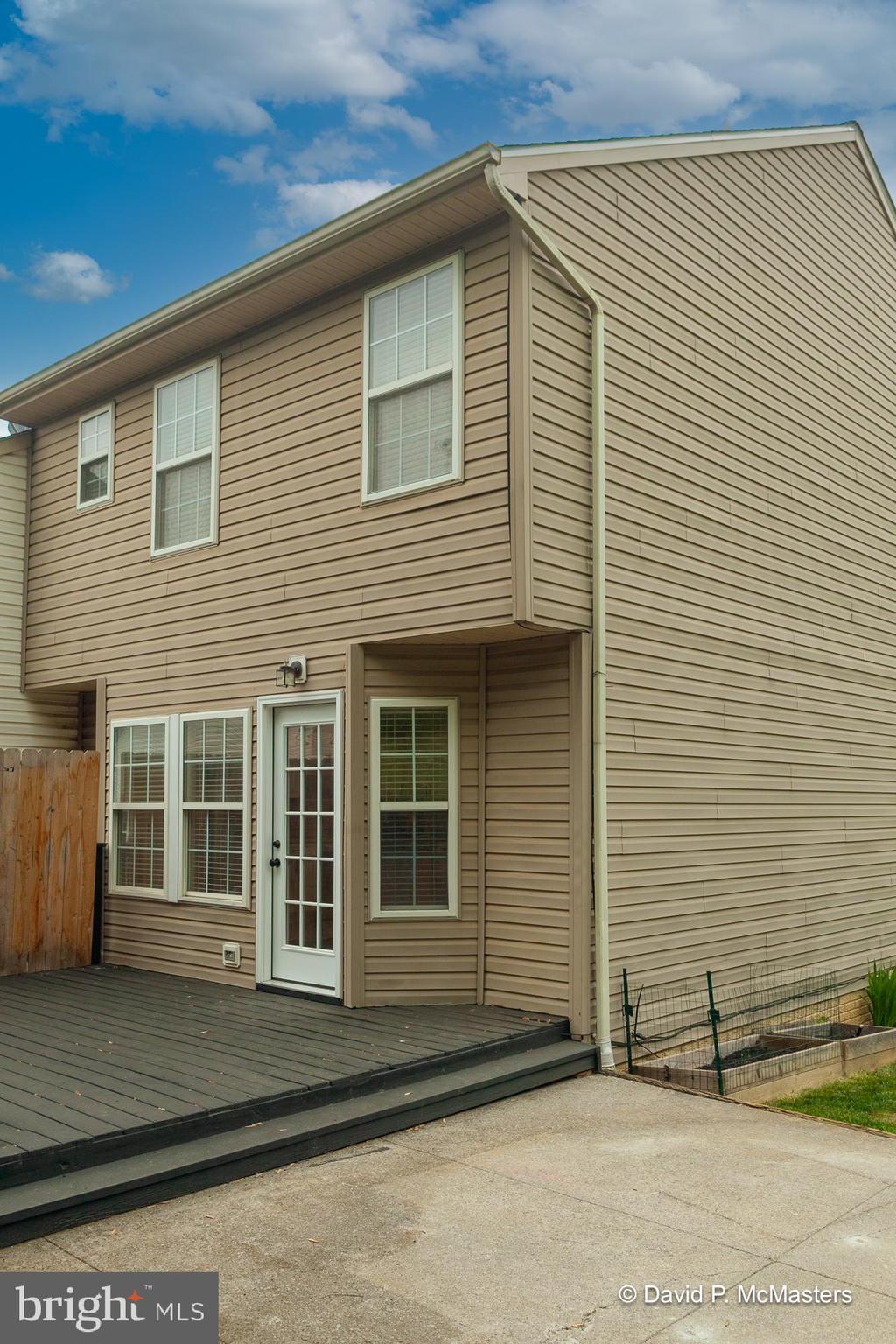 LAUREL RIDGE - Residential