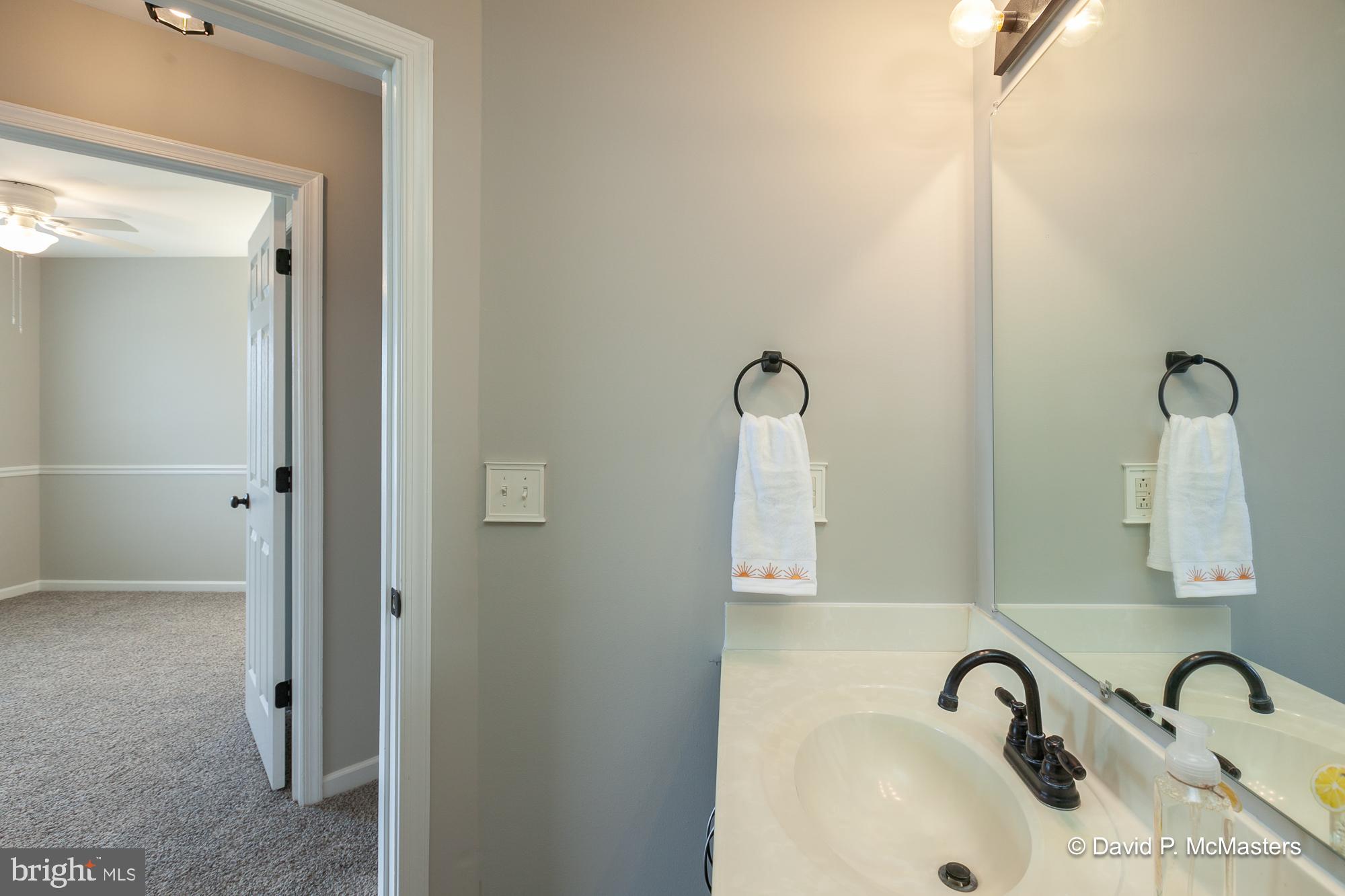 LAUREL RIDGE - Residential