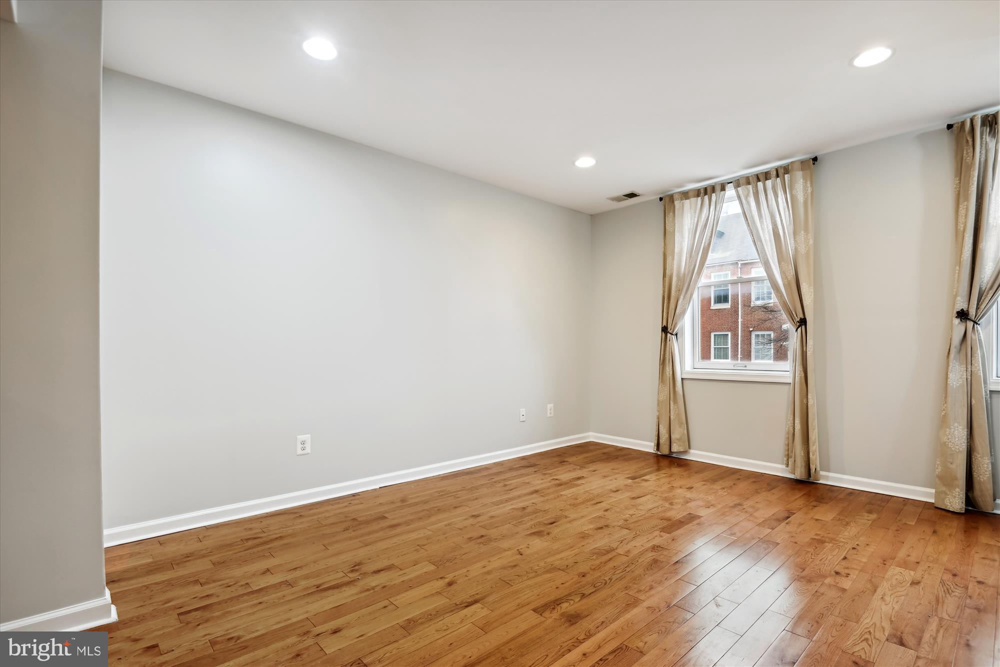 FELLS POINT HISTORIC DISTRICT - Residential Lease