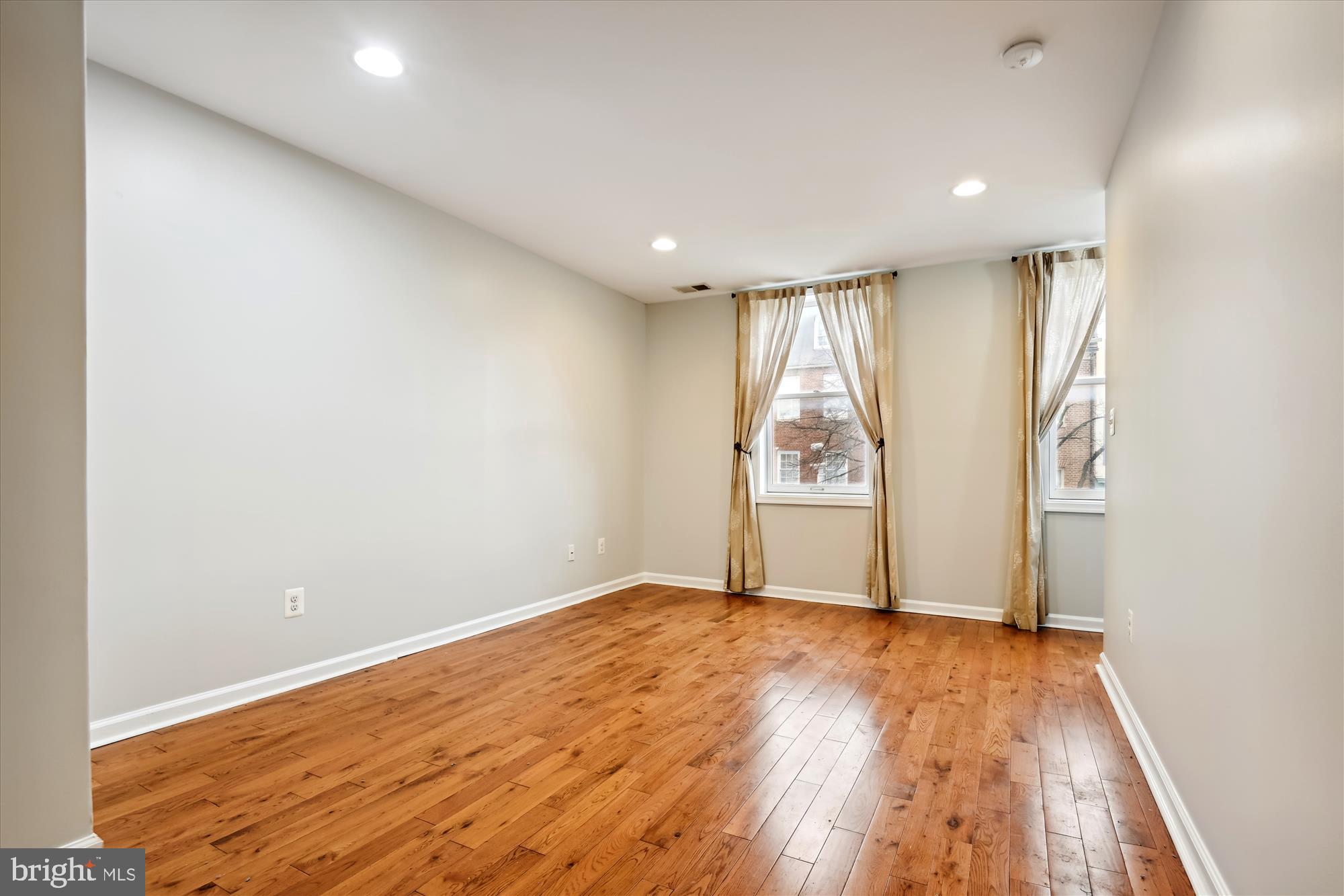 FELLS POINT HISTORIC DISTRICT - Residential Lease