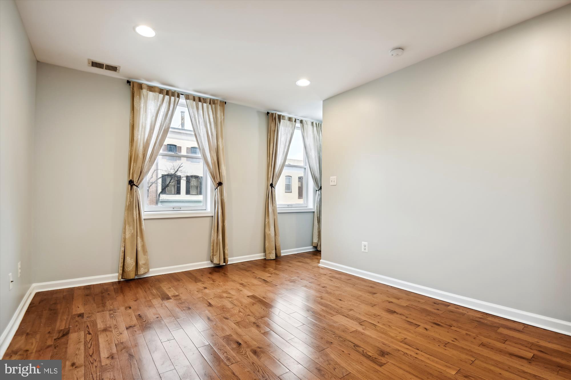 FELLS POINT HISTORIC DISTRICT - Residential Lease